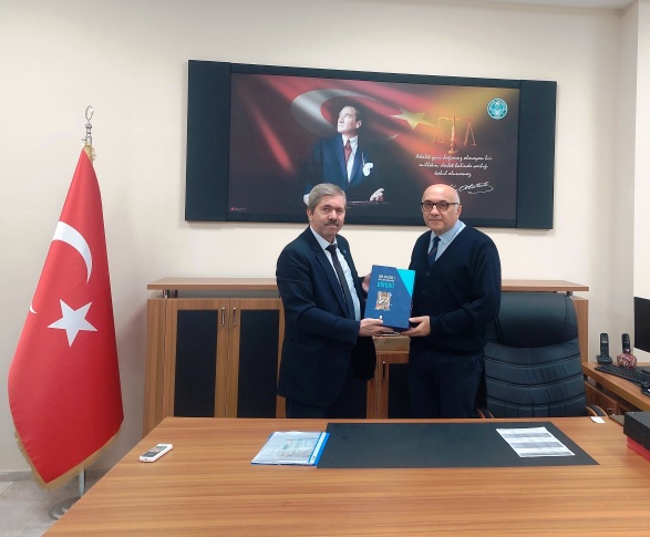 İlahiyat Fakültesinden Dekan Vekilimiz Prof. Dr. Mustafa Yasan'a Hayırlı Olsun Ziyareti