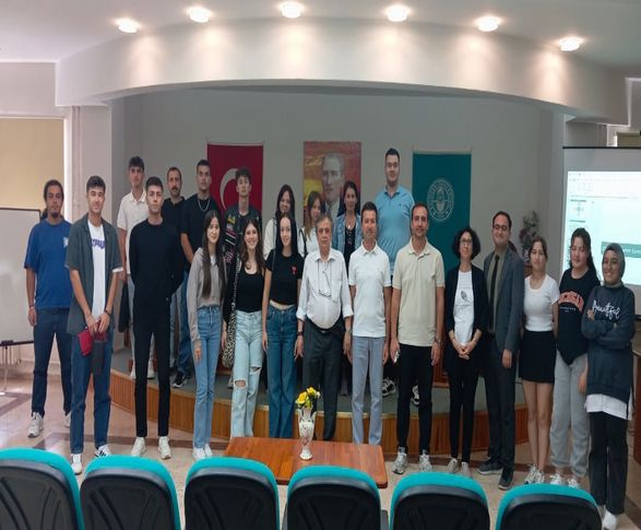 2024-2025 Eğitim ve Öğretim Döneminde Bölümümüze Katılan Birinci Sınıf Öğrencilerine Yönelik Oryantasyon Eğitimi Gerçekleştirildi