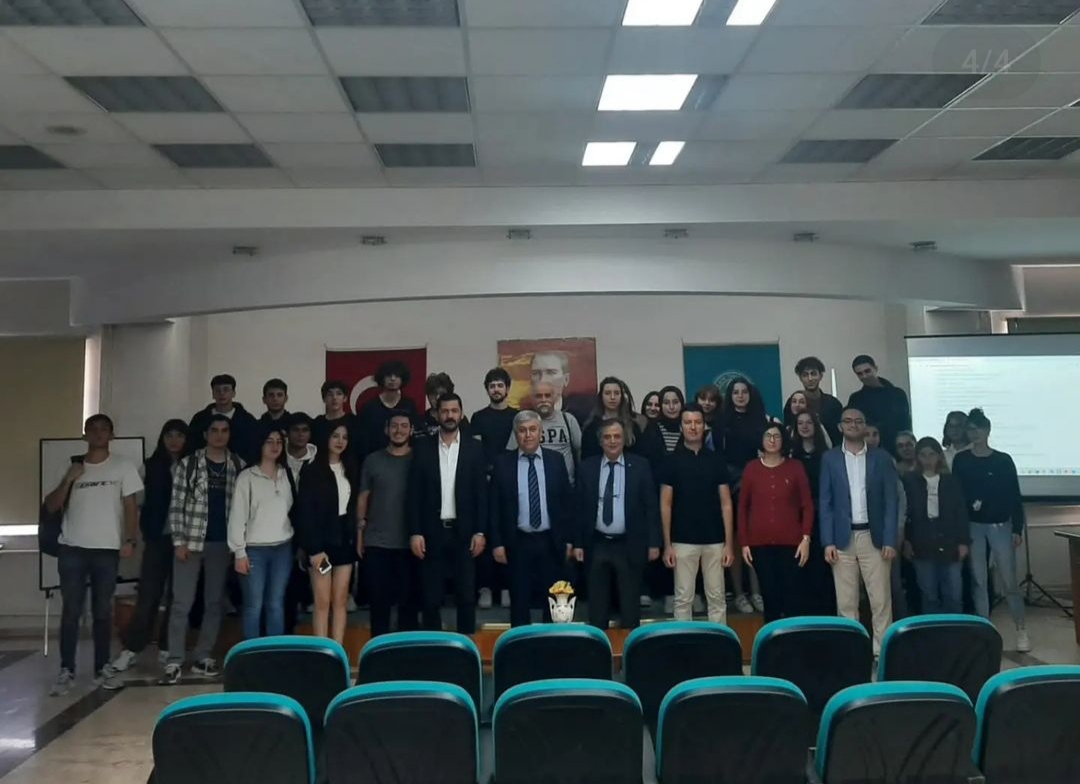 2023-2024 Eğitim ve Öğretim Dönemi 1.Sınıf Rekreasyon Yönetimi Öğrencilerine Oryantasyon Eğitimi Verildi