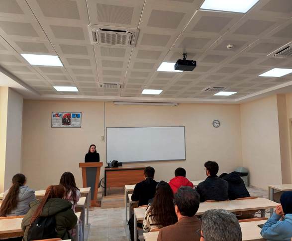 Edremit Anadolu İmam Hatip Lisesi Öğrencilerinin Fakültemizi Ziyareti