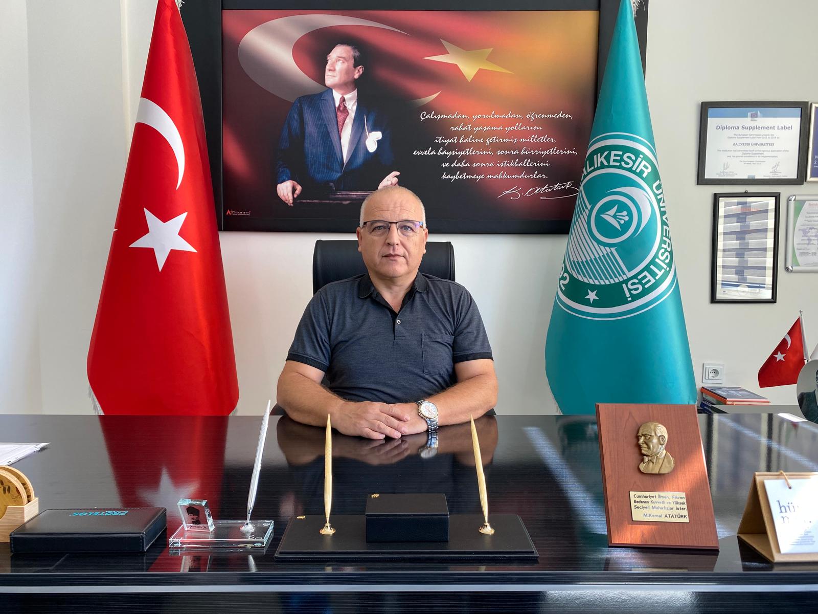 Ümit SAVUR