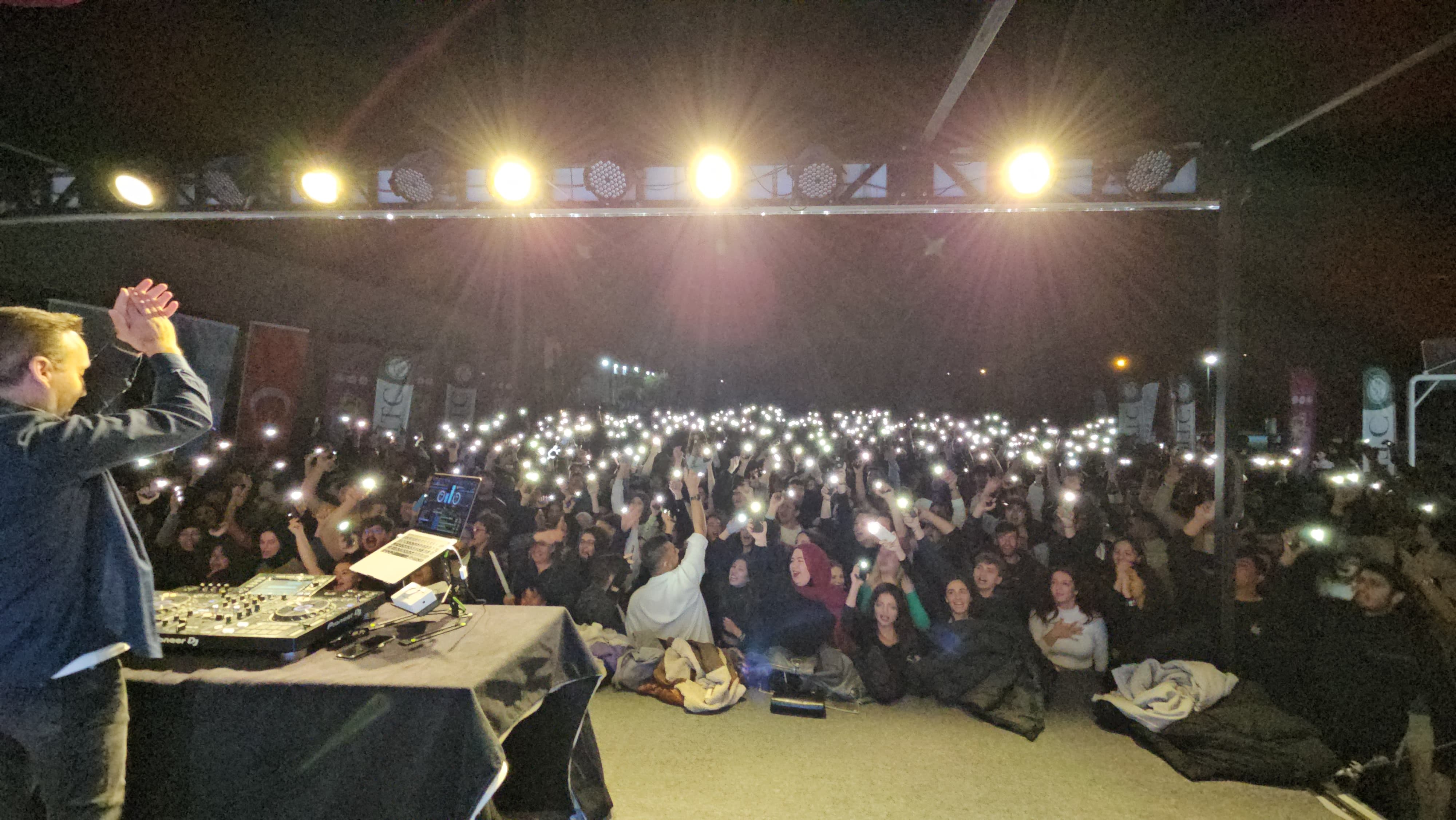 Balıkesir Üniversitesi Öğrencileri IF PARTY'de Doyasıya Eğlendiler