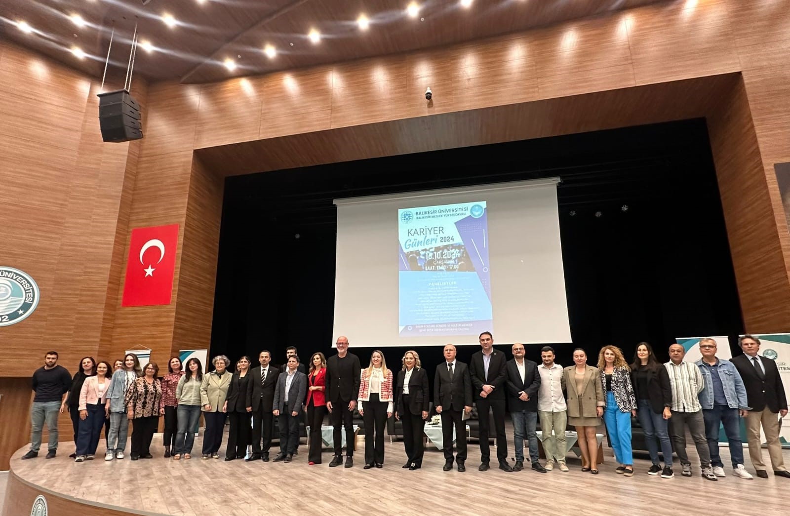 Balıkesir Üniversitesi Sektör Temsilcilerini Öğrencilerle Buluşturmaya Devam Ediyor