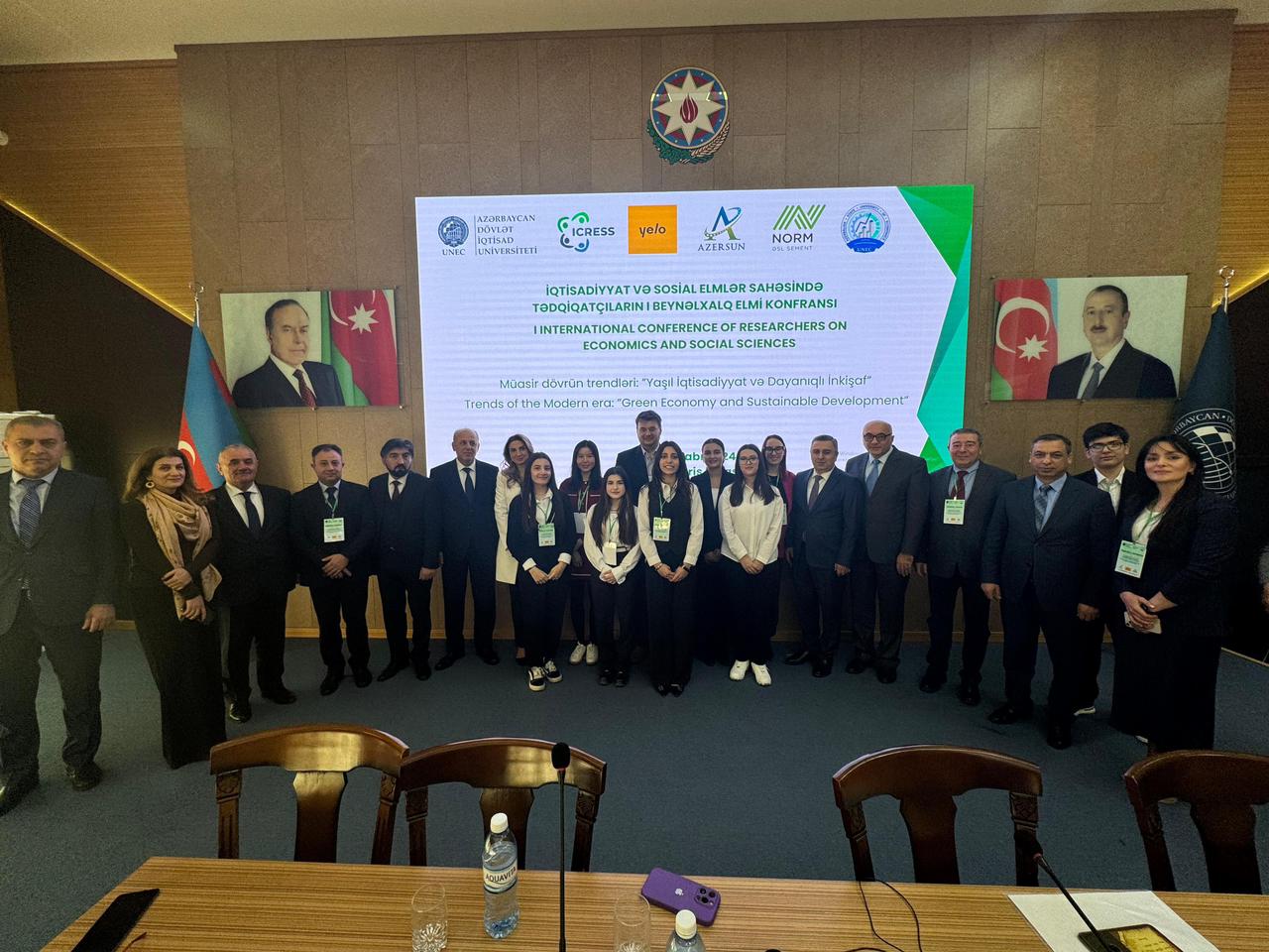  Dekan Vekili Prof. Dr. Mustafa Yasan Azerbaycan'da Bakü Devlet İktisat Üniversitesi'nde bildiri sundu 4