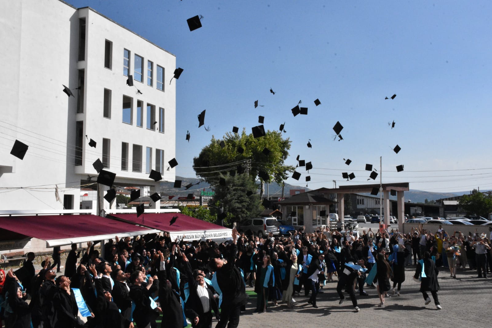 Bigadiç Meslek Yüksekokulu, 2024-2025 Akademik Yılı Mezuniyet Töreni 