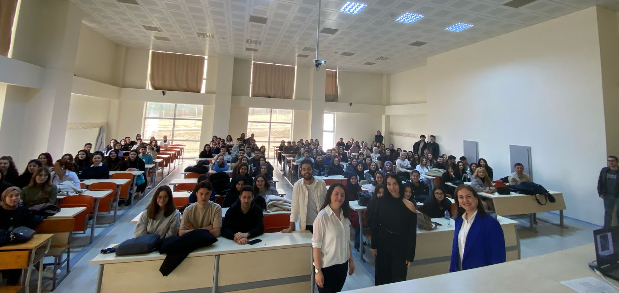 Fark Et: Özel Gereksinimli Bireylerle İletişim Etkinliği