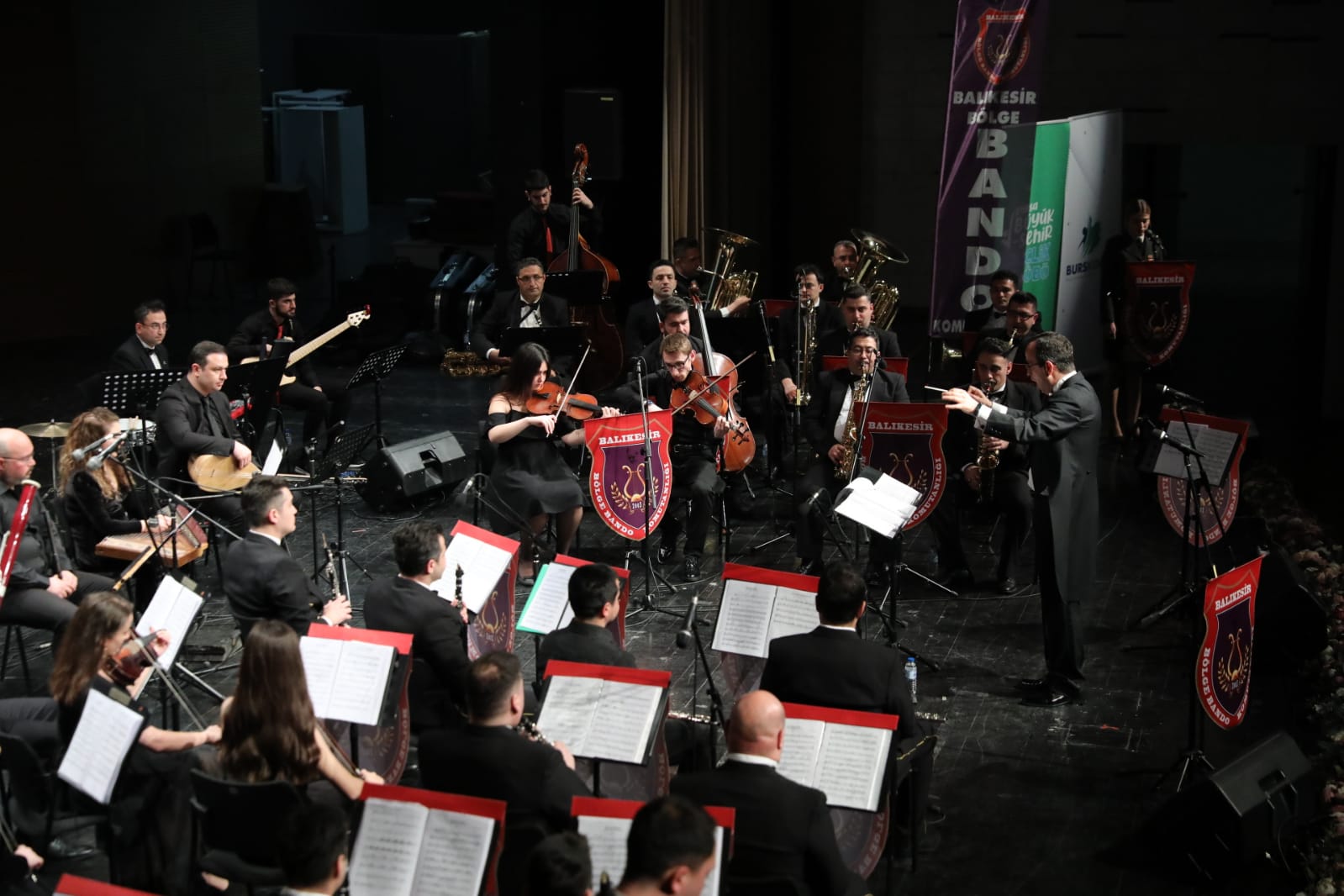 Anabilim Dalımız ile Bölge Bando Komutanlığı'ndan, Bursa Merinos AKKM'de "Şehitler Oratoryosu" 2