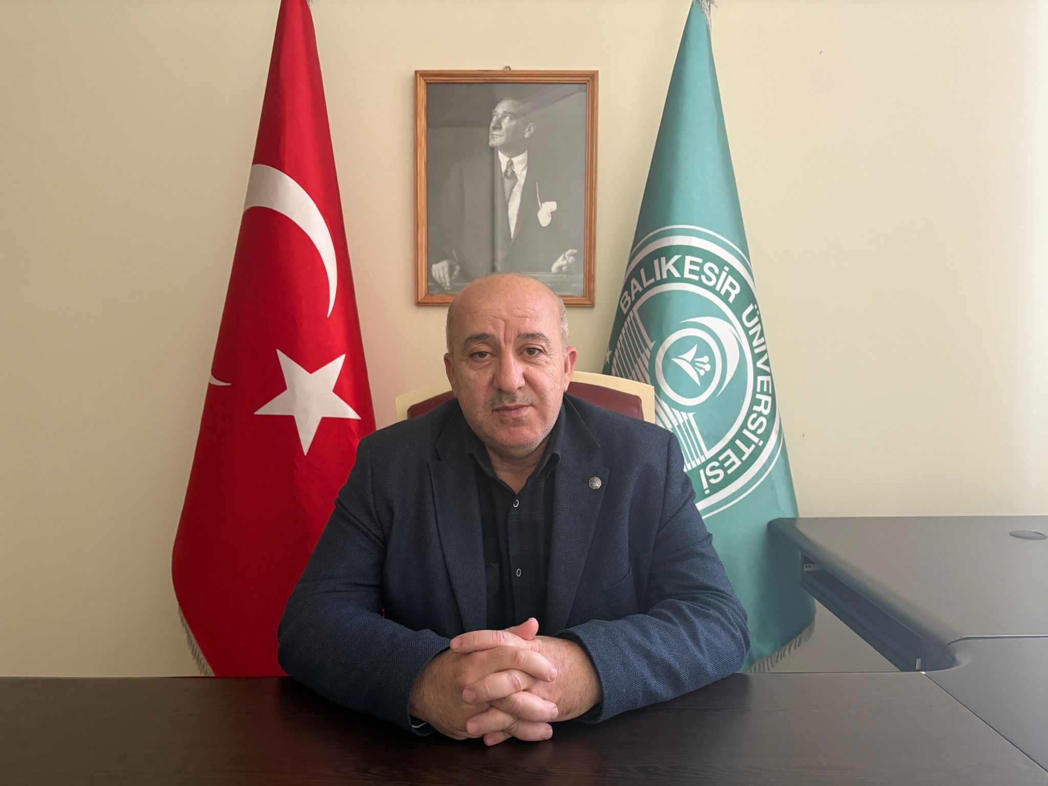 Dr. Öğr. Üyesi ÜMİT YALÇIN