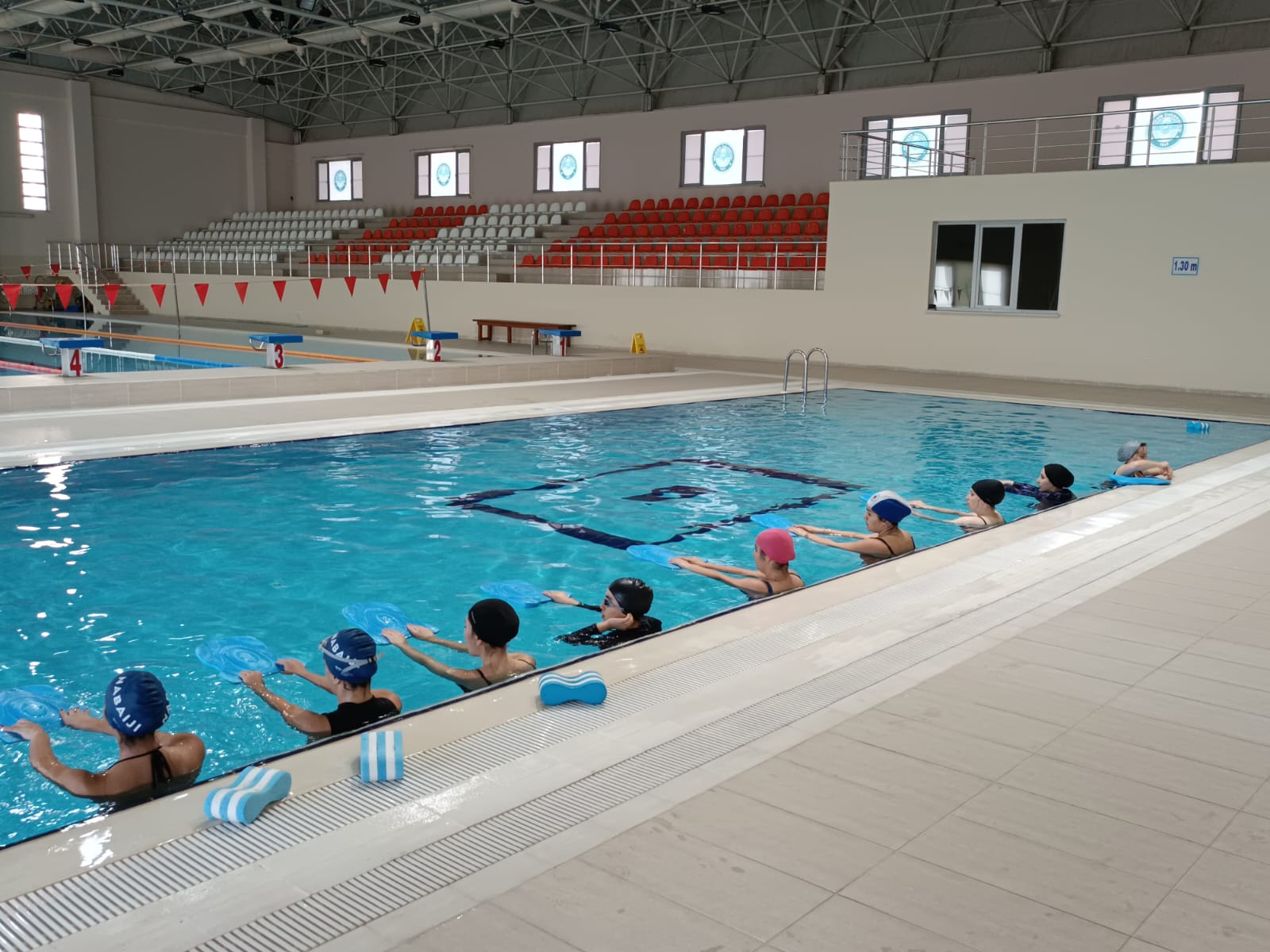 Ücretsiz Yüzme Kurslarımızın İlk Dönemi Tamamlandı 2