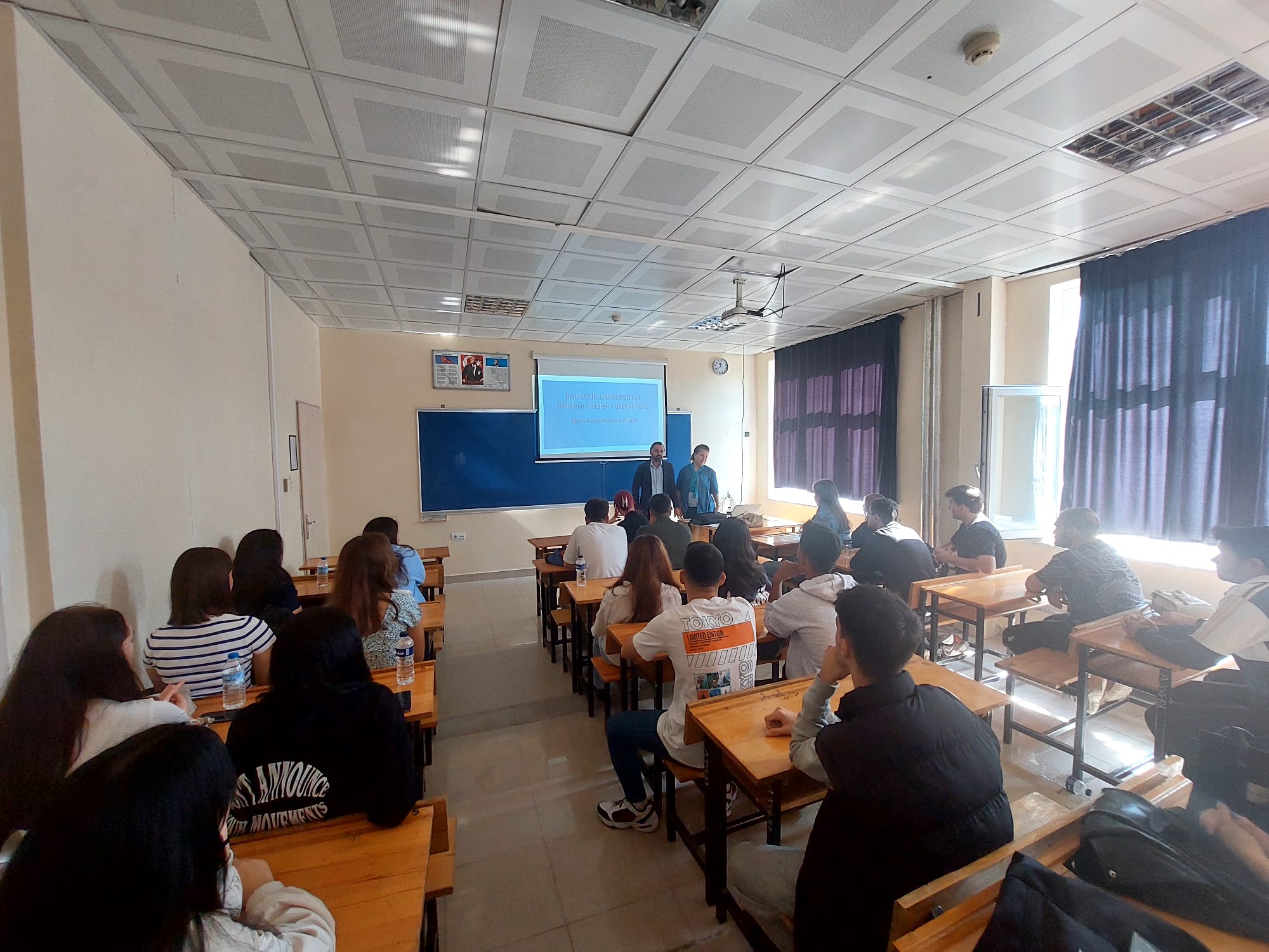 İşletme Yönetimi Programı 1.Sınıf Öğrencilerine Yönelik Oryantasyon Eğitimi Verildi. 3