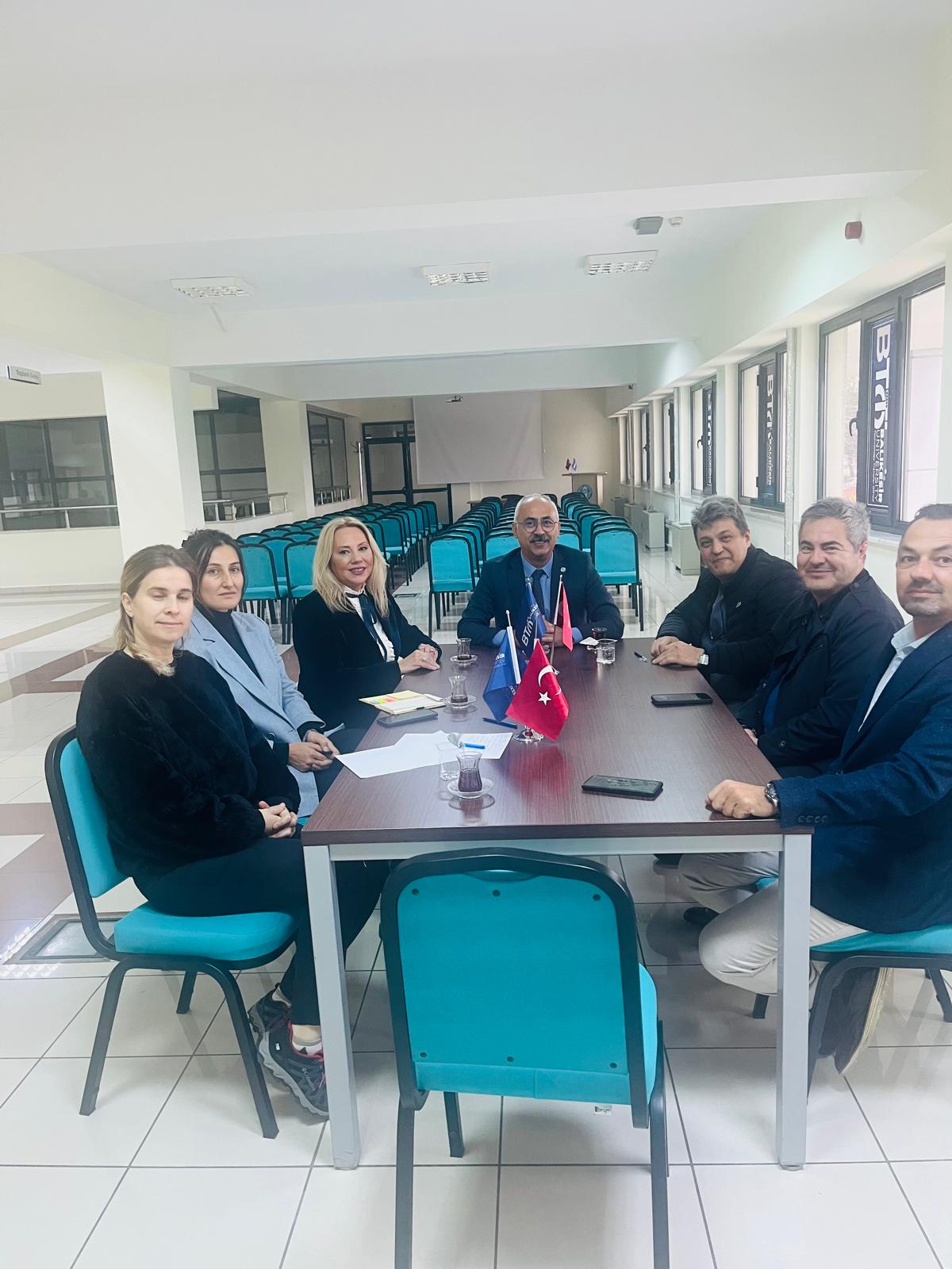 BÖLÜMÜMÜZ BALIKESİR TİCARET ODASI MECLİS BŞK. OKAN TELAŞELİ'Yİ KONUK ETTİ  4