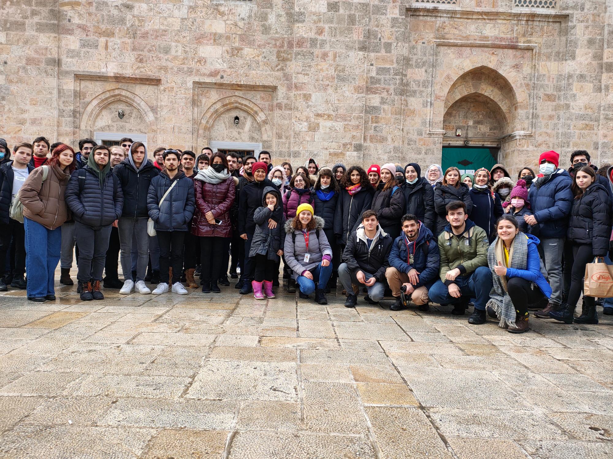 20.03.2022 Turizm Rehberliği Anabilim Dalı Yüksek Lisans Öğrencimiz Feyza BUDAK ve Turizm Rehberliği Lisans ve Turizm Rehberliği Anabilimdalı Mezunumuz  Mervenur ERDEM Rehberliğinde Cumalıkızık-Bursa-Uludağ Uygulama & Eğitim Gezisi 