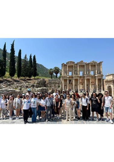 1.05.2024 Turizm Rehberliği Bölüm Başkanı Prof. Dr. Özlem KÖROĞLU Rehberliğinde Meryemana Evi-Efes Antik Kenti-Şirince-Kuşadası Uygulama & Eğitim Gezisi