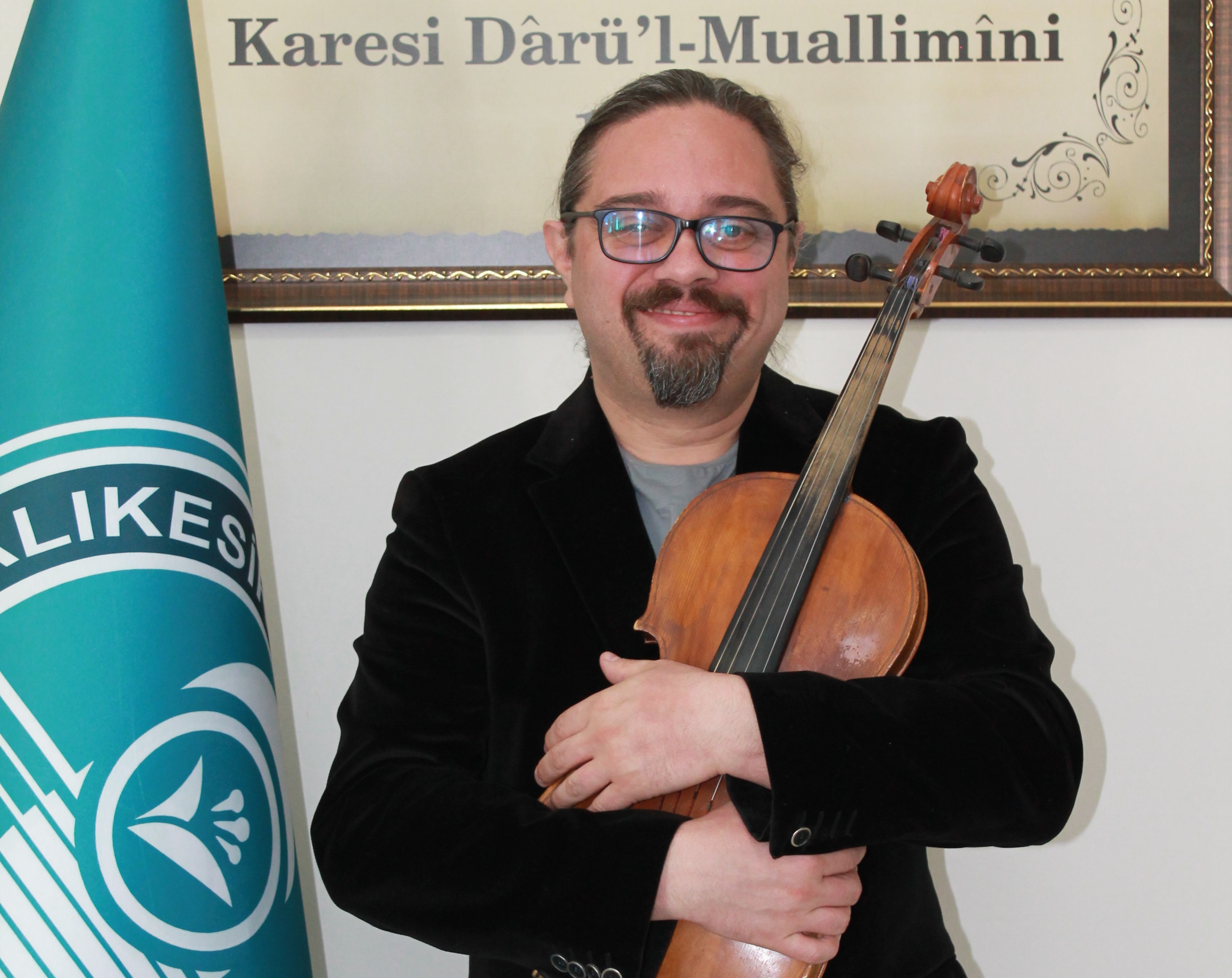 Doç. Dr. Hasan Hakan OKAY