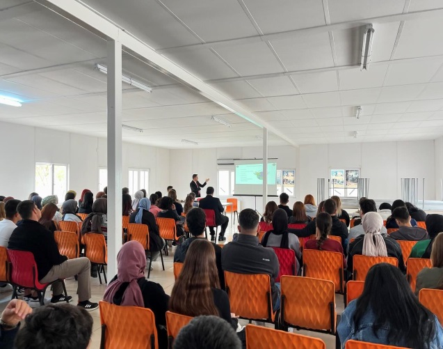 Kepsut Meslek Yüksekokulumuzda Siber Şuçlarla Mücadele Semineri