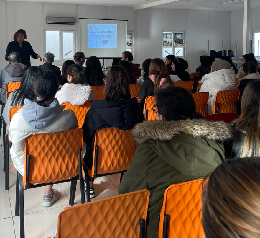 Okulumuzda Prof.Dr.Arzu TUNA'nın Sunumuyla Meme Kanseri Farkındalık ve Bilinçlendirme Semineri Düzenlendi