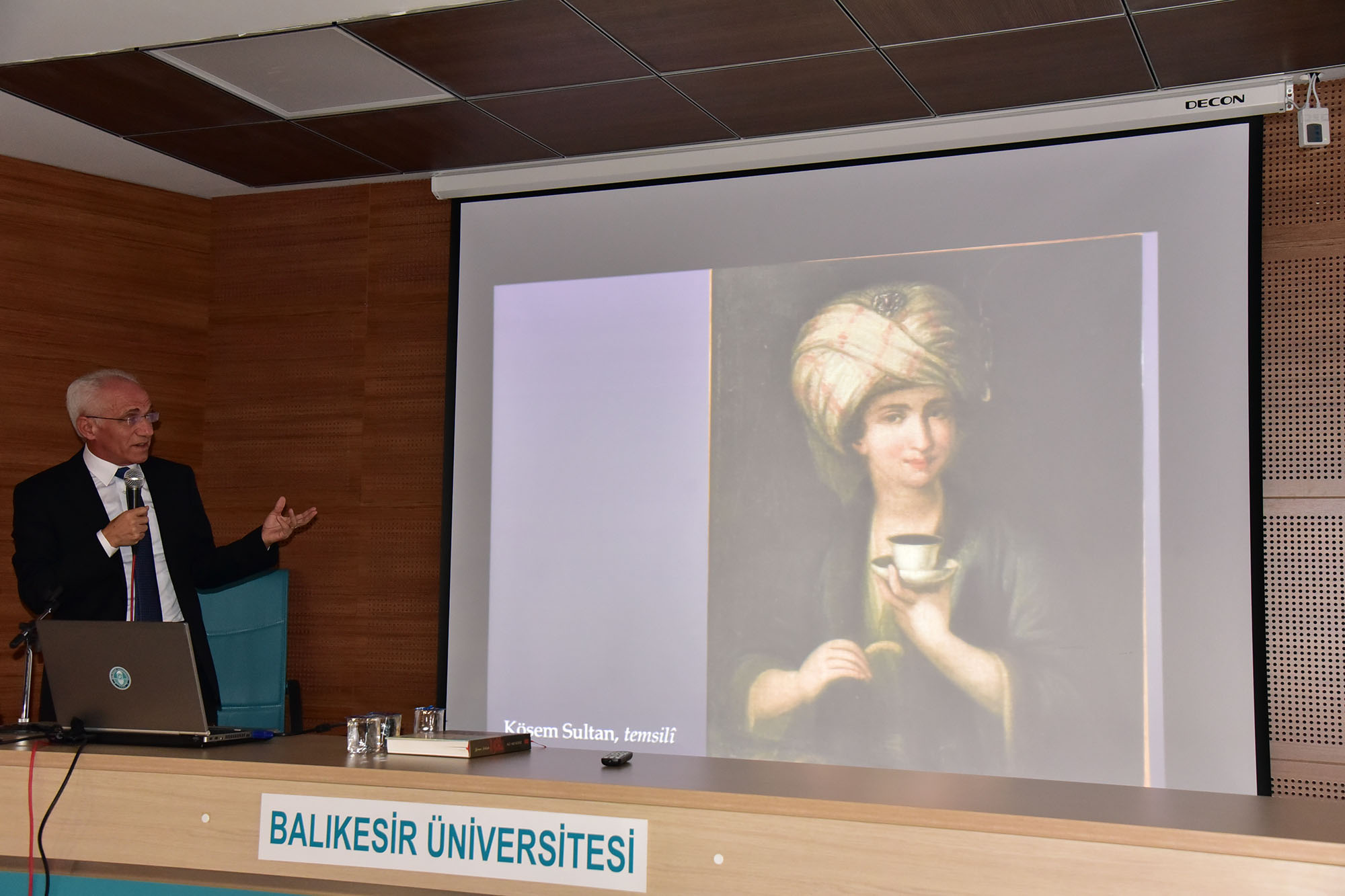 "OSMANLI PADİŞAH HAREMİ VE HAREMDE YAŞAM" KONFERANSI 3