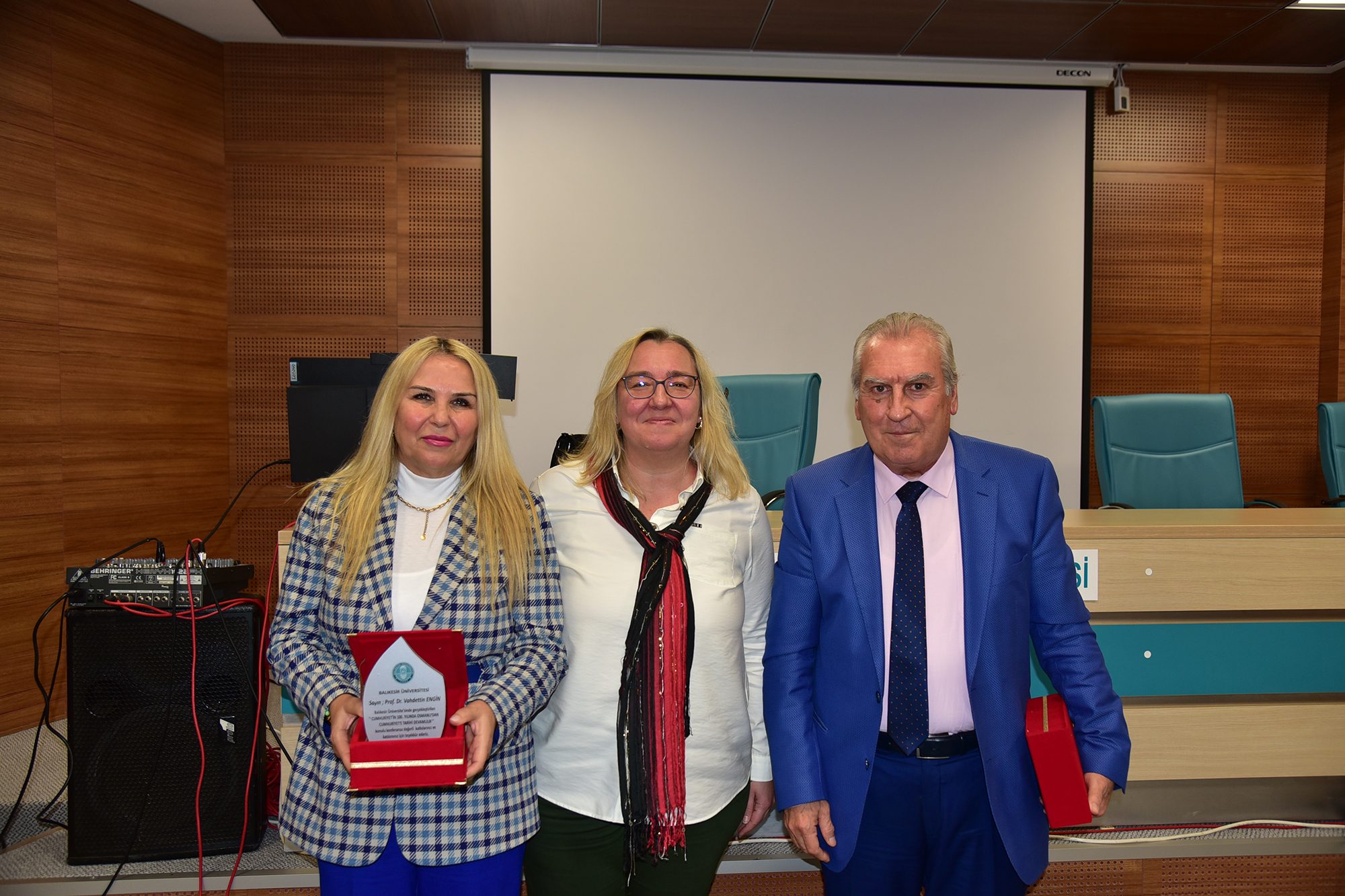 "CUMHURİYET'İN 100. YILINDA OSMANLI'DAN CUMHURİYET'E TARİHİ DEVAMLILIK" KONFERANSI 2