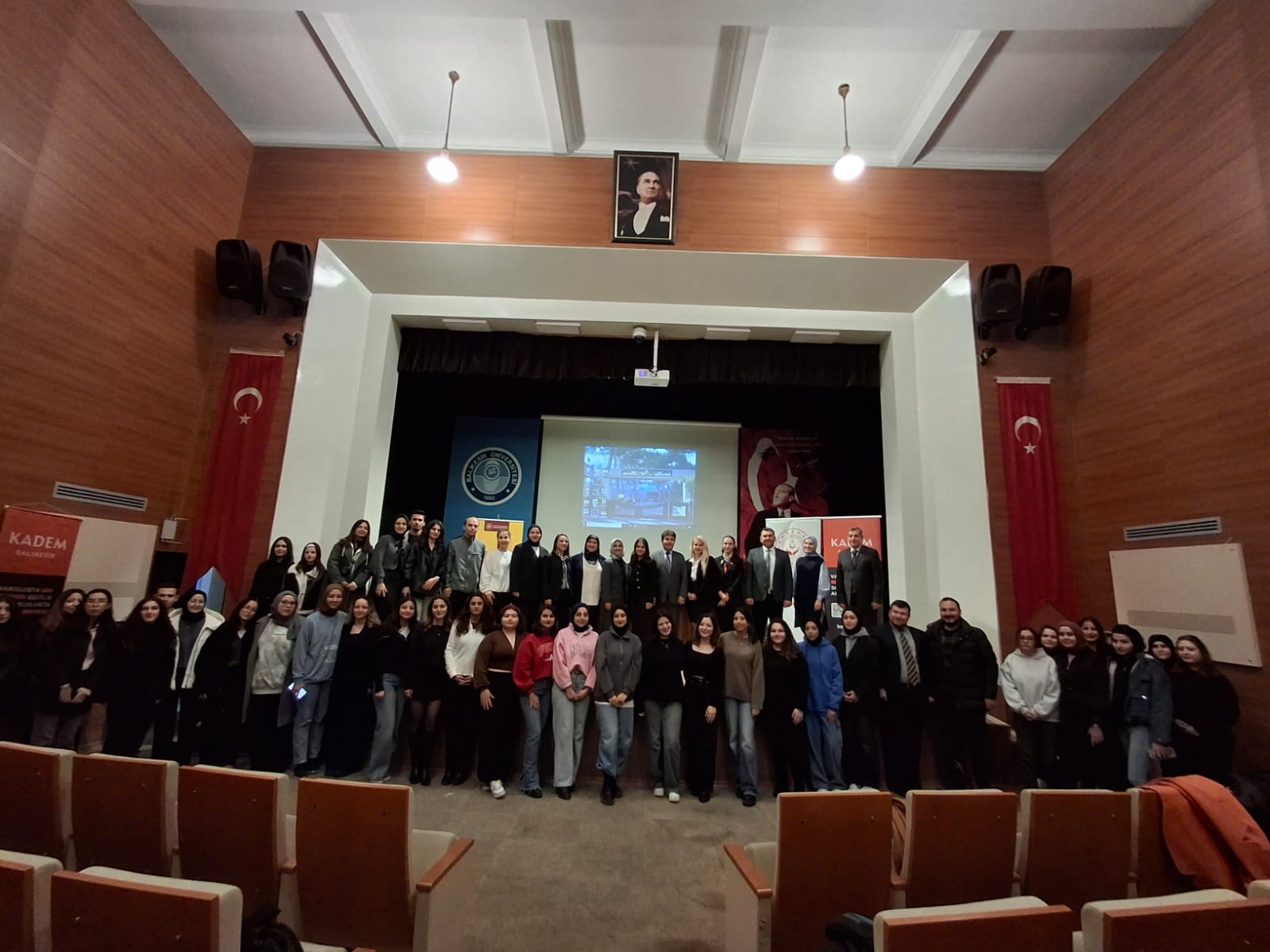 Kadına Yönelik Şiddetle Mücadele Paneli