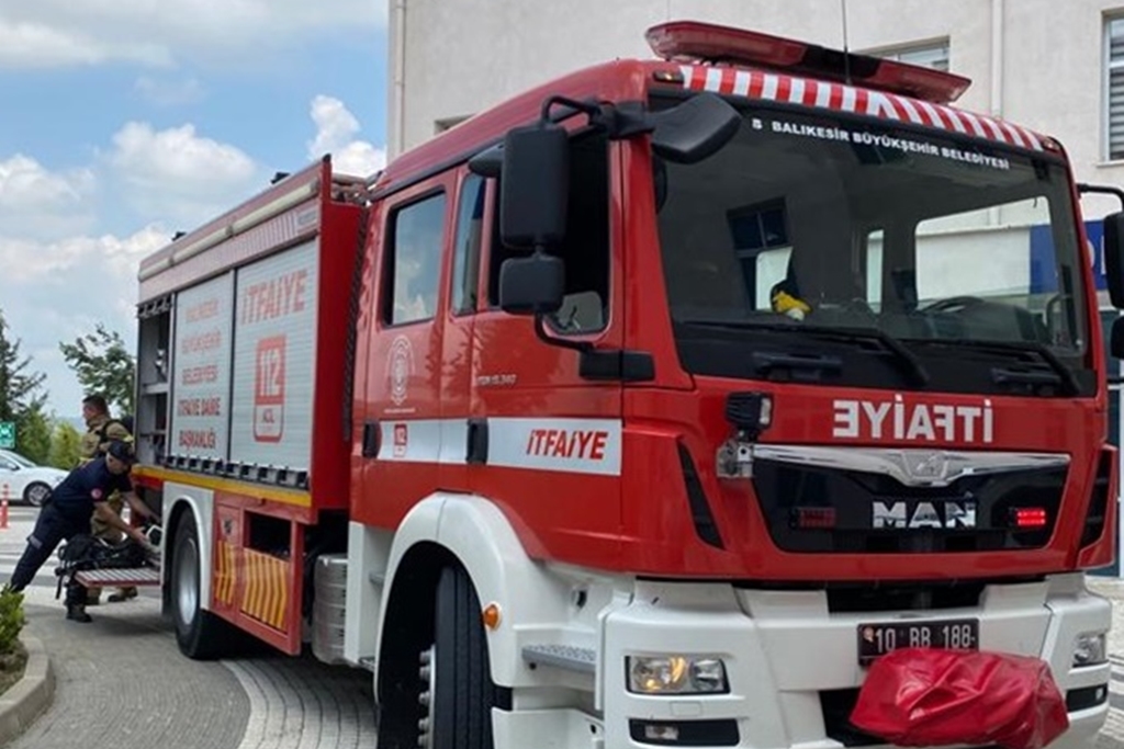 Fakültemiz Yangın Eğitimi ve Tatbikatı gerçekleştirdi 2