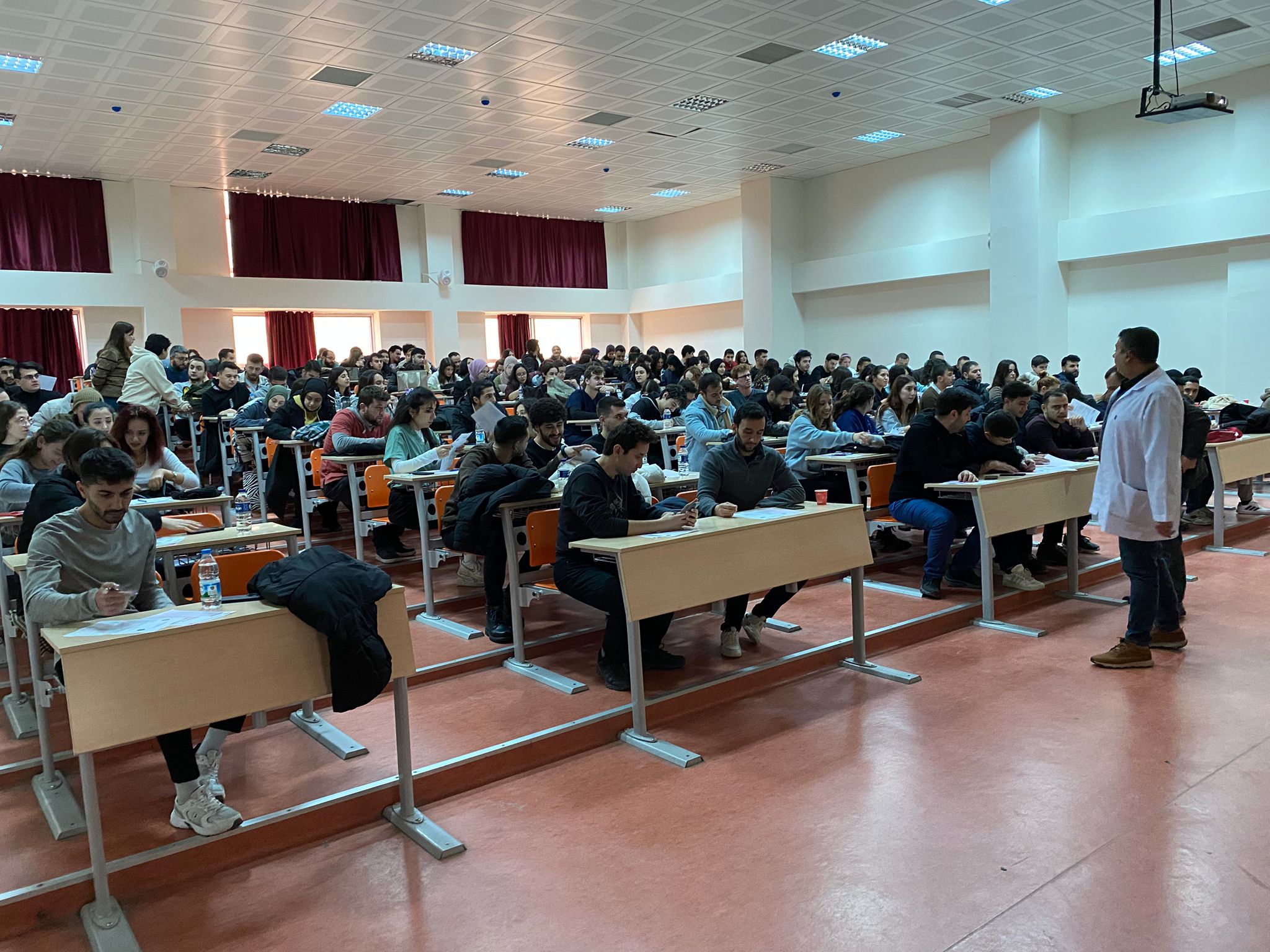 Veteriner Fakültesi Öğrencilerine Temel İSG Eğitimi 3