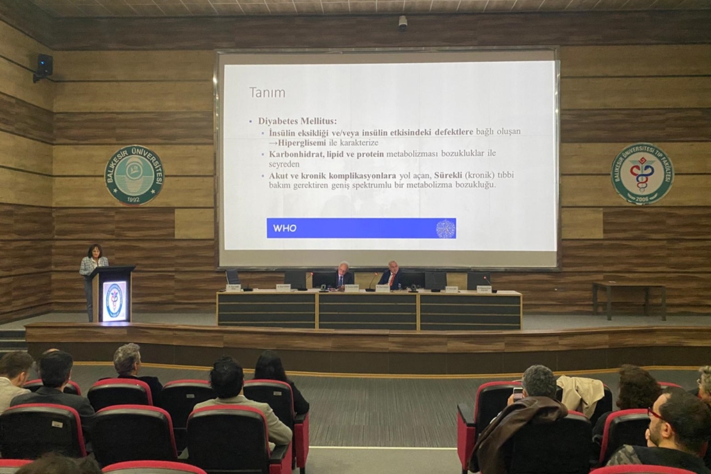 Fakültemiz İç Hastalıkları Anabilim Dalı Mezuniyet Sonrası Eğitim Sempozyumu 04.05.2024 tarihinde Fakültemiz Fırat Yılmaz Çakıroğlu Konferans Salonunda gerçekleştirildi. 5
