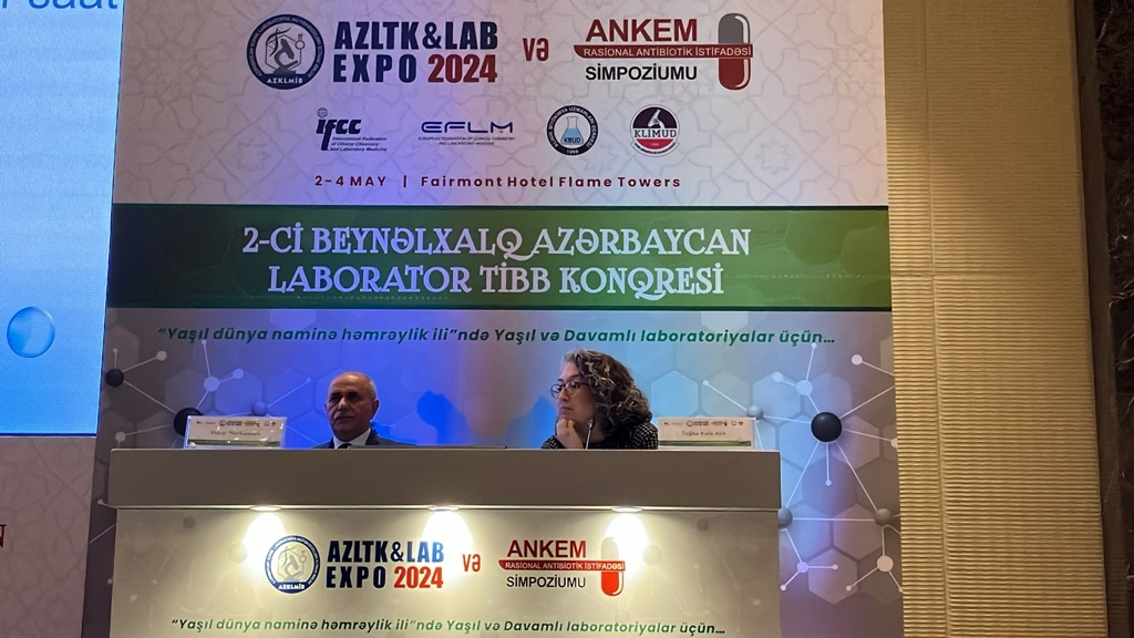 Fakültemiz Tıbbi Mikrobiyoloji Anabilim Dalı Öğretim Üyesi Doç.Dr. Tuğba Kula Atik, Azerbaycan Bakü’de düzenlenen 2-ci Beynəlxalq Azərbaycan Laborator Tibb Konqresi’nde Fakültemizi temsil etti. 1