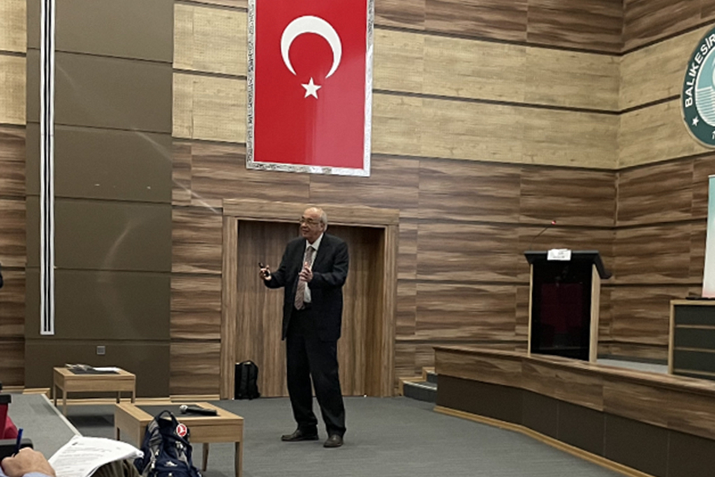 Fakültemiz Enfeksiyon Hastalıkları Anabilim Dalı tarafından HIV Konulu toplantı gerçekleştirildi. 3