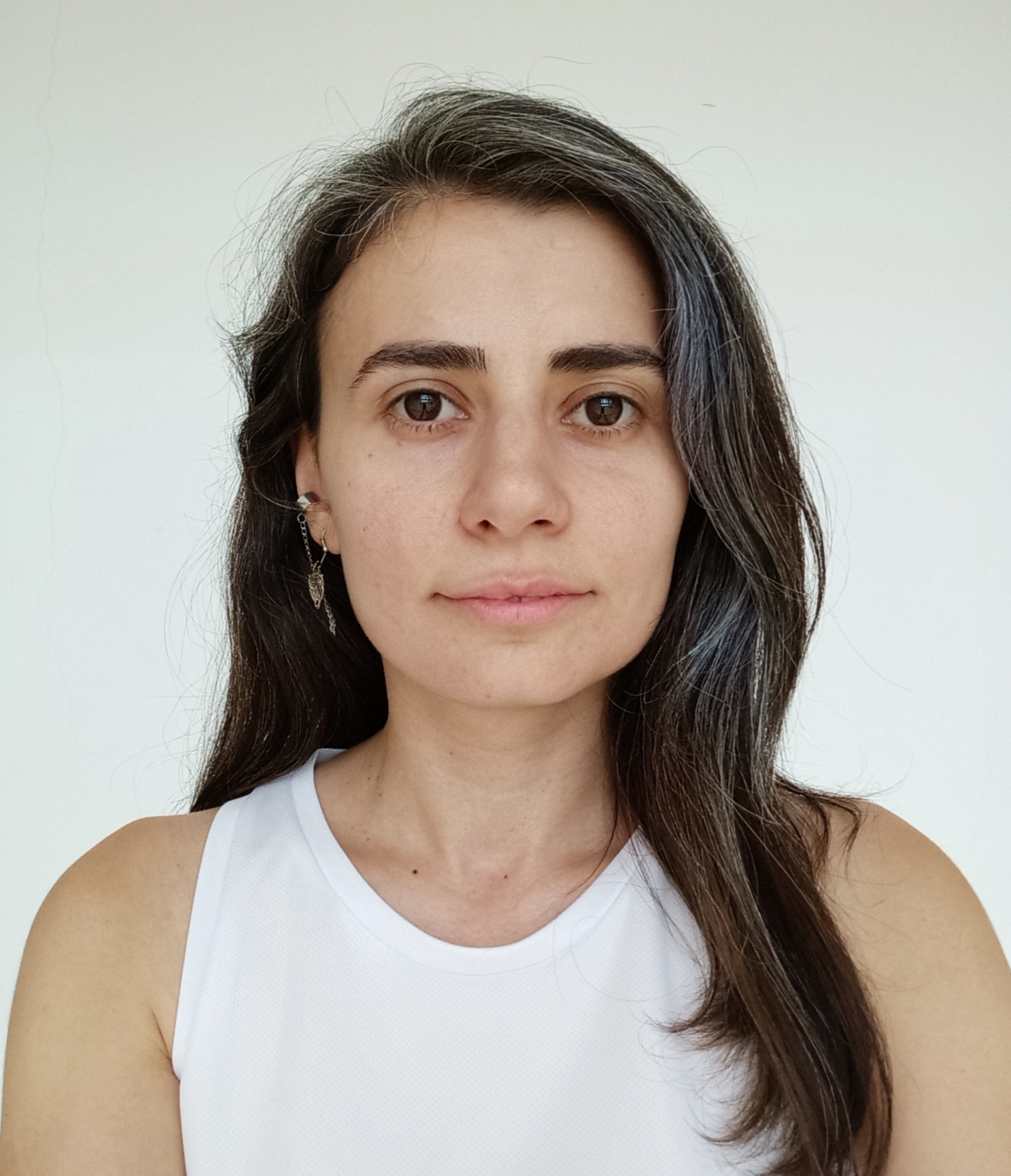 Esra Aydın