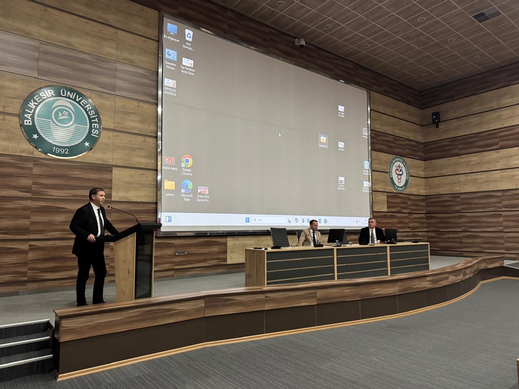 Fakültemizde Göğüs Hastalıkları Güz Sempozyumu Düzenlendi 1