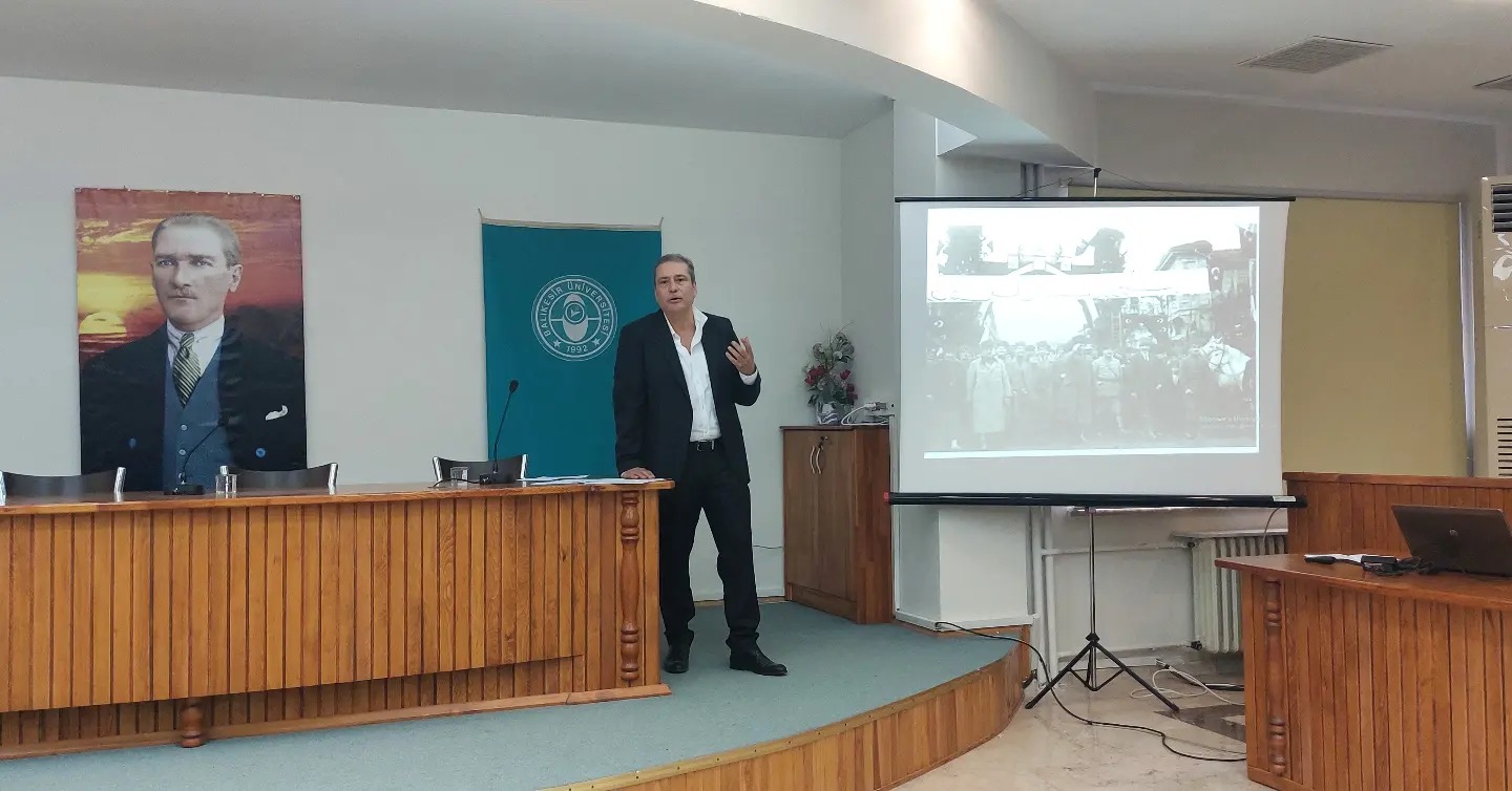 "Geçmişten Günümüze Balıkesir'in Konaklama İşletmeleri" Konulu Seminer Gerçekleştirildi 1
