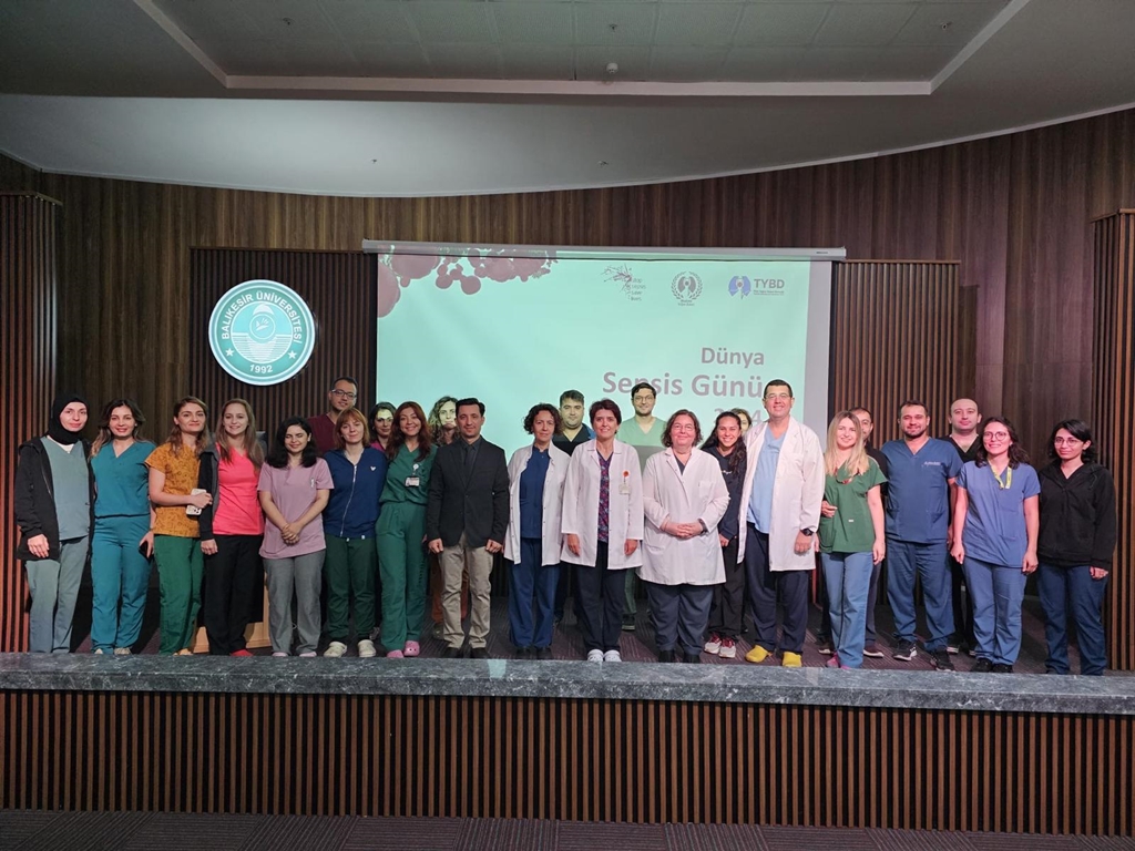 13 Eylül Dünya Sepsis Günü nedeniyle Sepsis farkındalık haftası kapsamında “Sepsis farkındalık, tanı ve tedavi” konularında güncel yaklaşımların anlatıldığı seminer gerçekleştirildi. 3