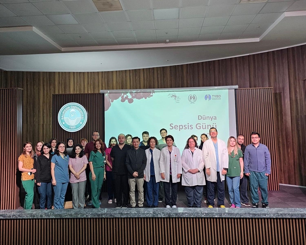 13 Eylül Dünya Sepsis Günü nedeniyle Sepsis farkındalık haftası kapsamında “Sepsis farkındalık, tanı ve tedavi” konularında güncel yaklaşımların anlatıldığı seminer gerçekleştirildi.
