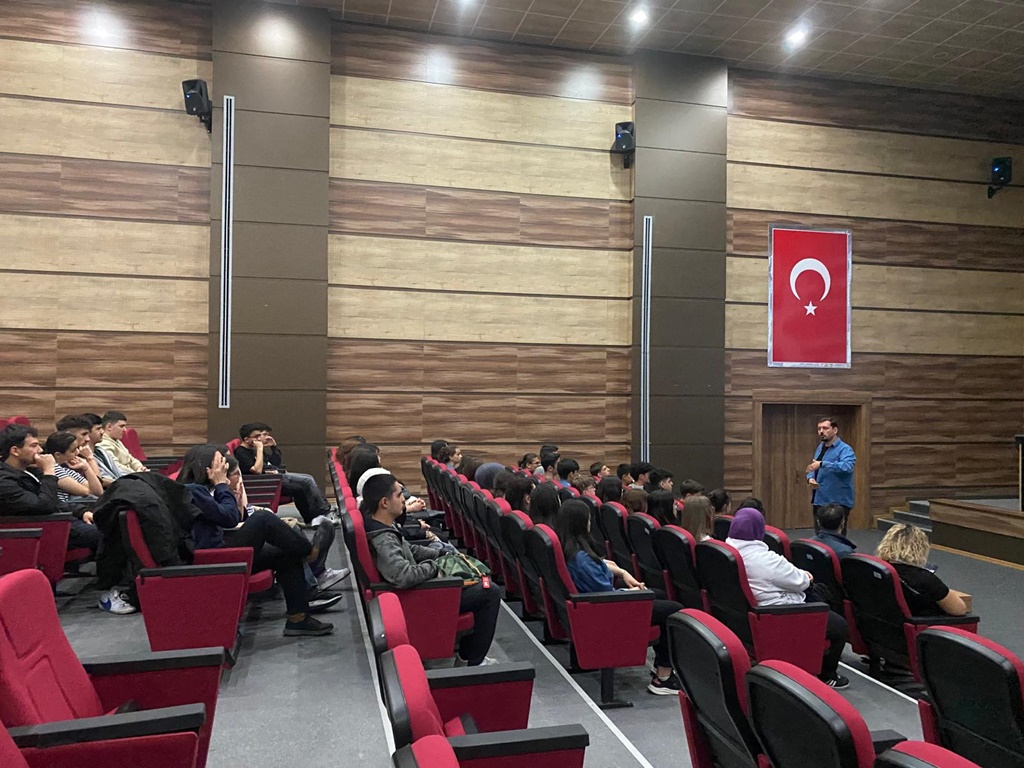 Adnan Menderes Anadolu Lisesi Öğrencileri tarafından Fakültemize tanıtım gezisi düzenlendi 2