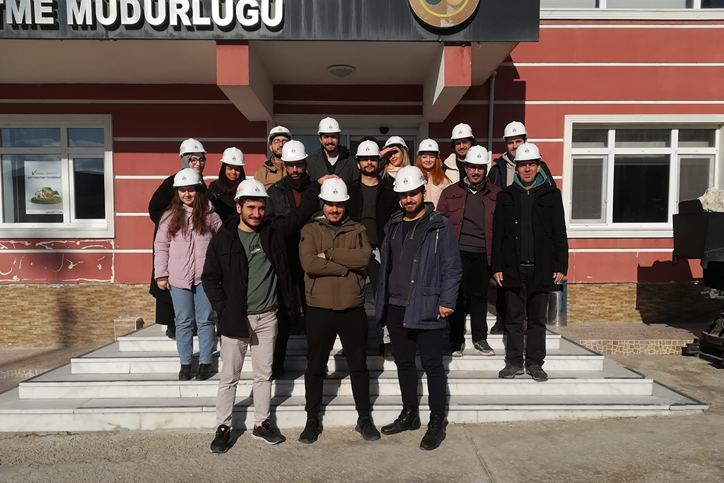 Fakültemiz Halk Sağlığı Anabilim Dalı tarafından Etimaden Bigadiç Bor İşletme Müdürlüğü'ne eğitim gezisi düzenlendi