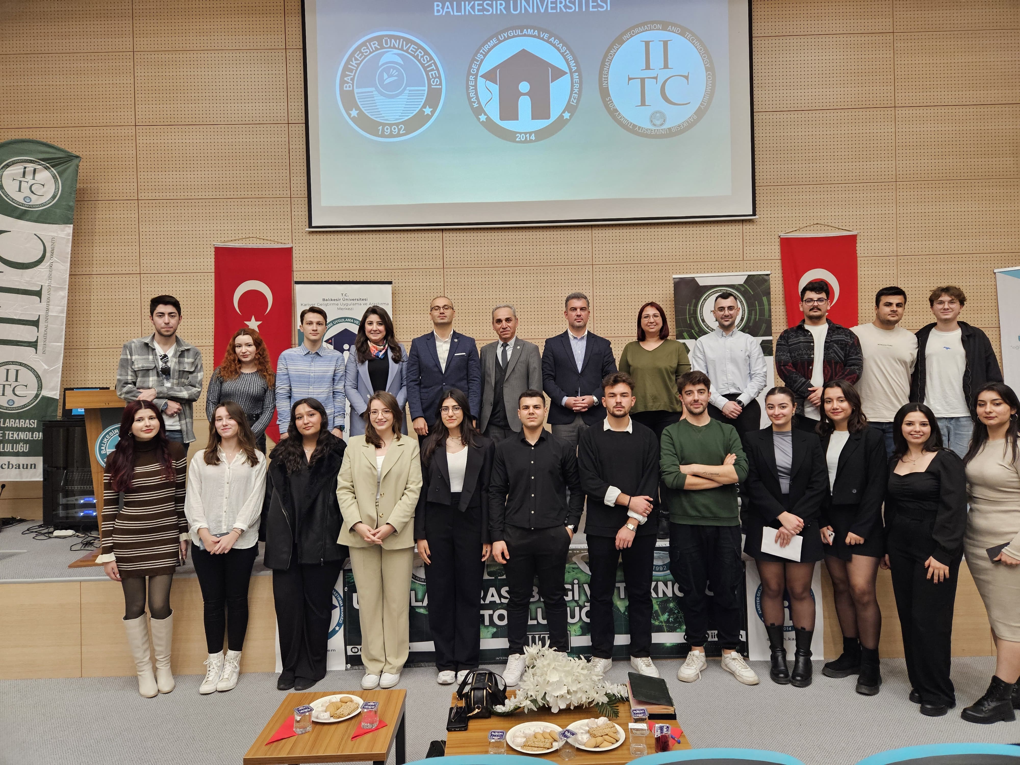 Lojistik Ve Pazarlama Zirvesi Konferans Etkinliği 2