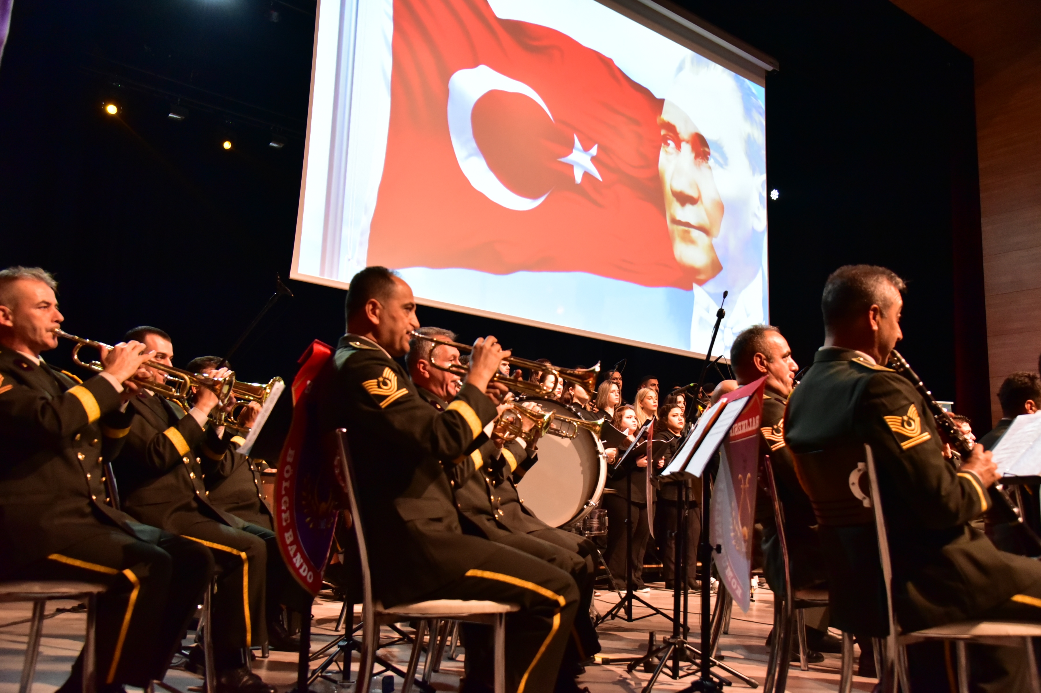 Balıkesir Üniversitesinde, Cumhuriyetimizin 100. Yılı Coşkusu 9