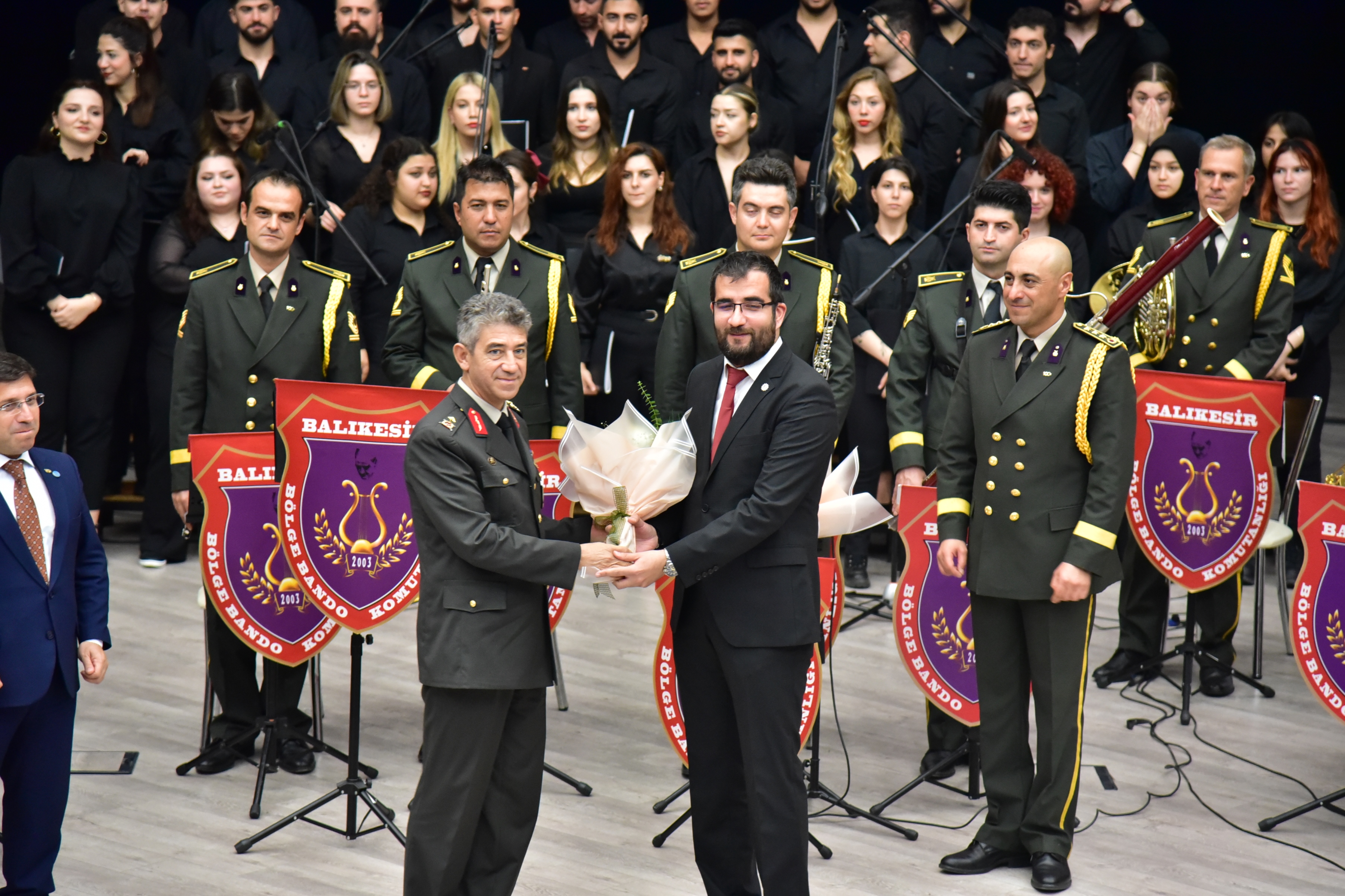 Balıkesir Üniversitesinde, Cumhuriyetimizin 100. Yılı Coşkusu 13