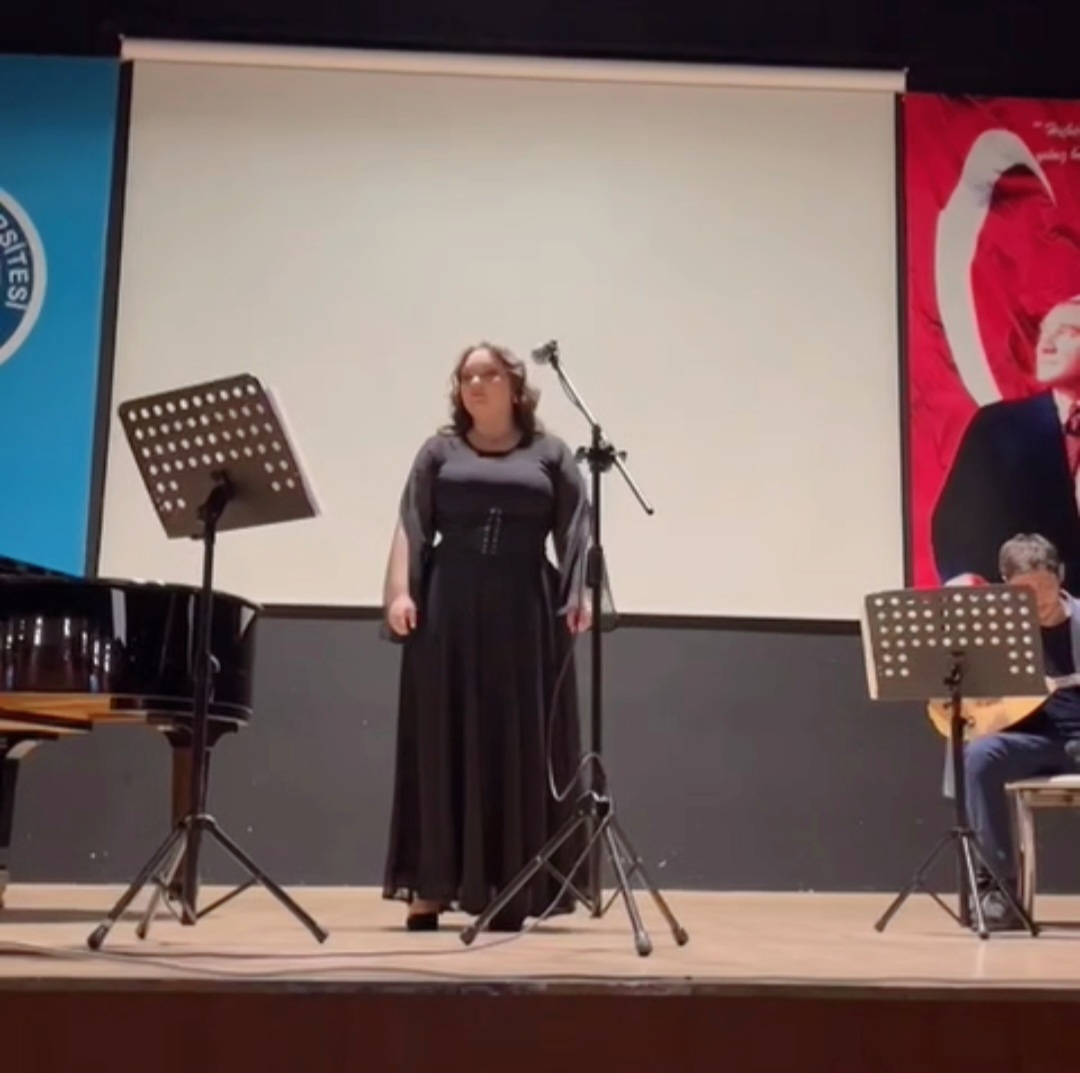 Müzik Eğitimi Anabilim Dalı Öğrencilerinden Şan Dinletisi 4