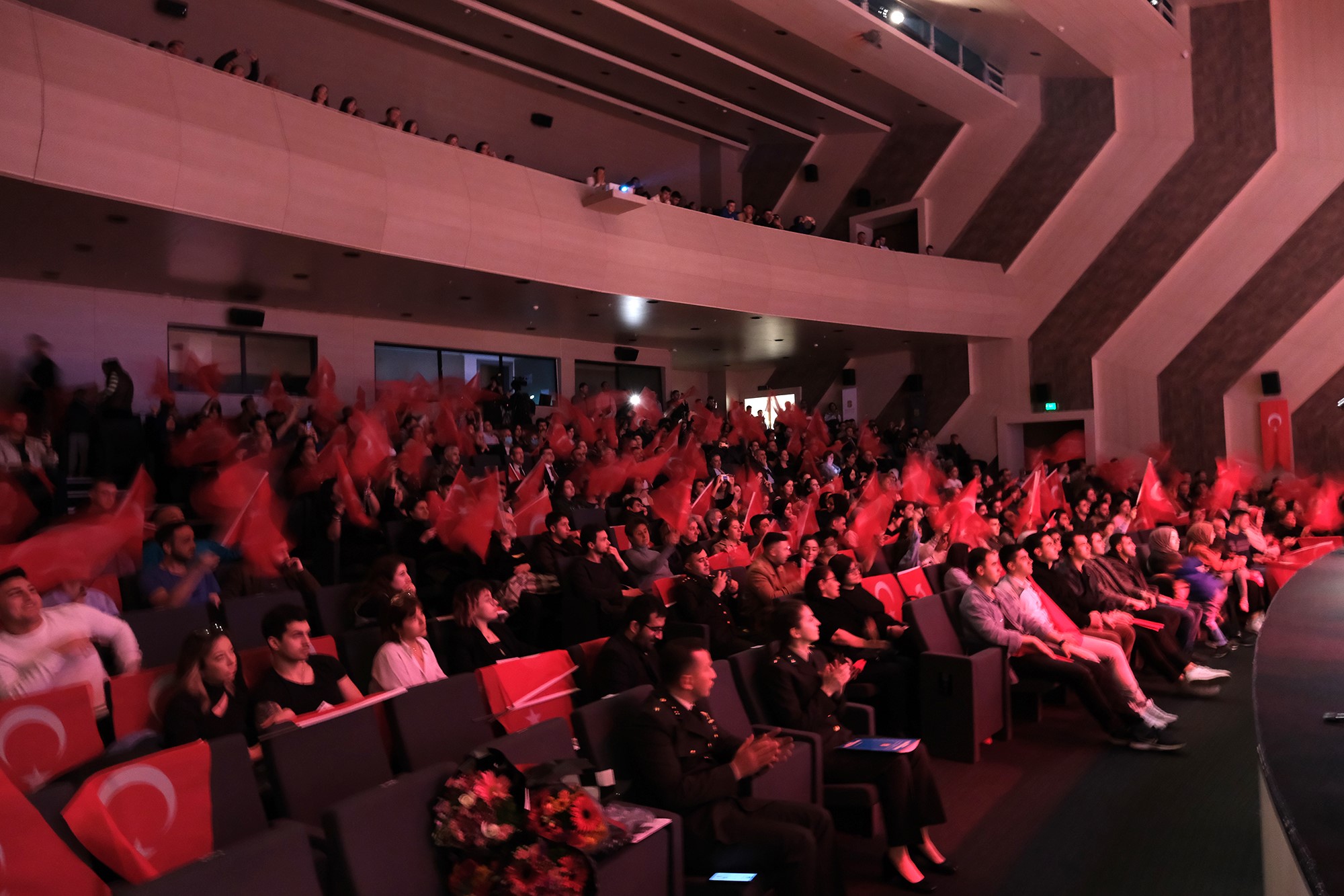 Şehitler Destanı Oratoryosu Balıkesir ve Bursa’da Sahnelendi 4