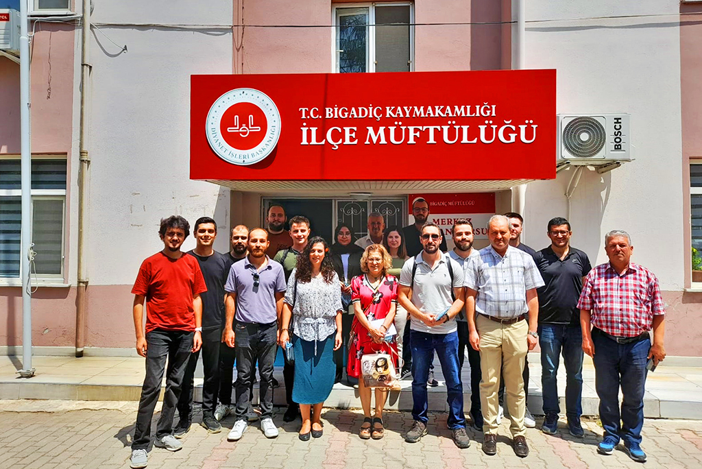 Fakültemiz Halk Sağlığı Anabilim Dalı tarafından Bigadiç İlçesinde 5 farklı Kuran kursunda Sağlıklı ve Dengeli Beslenme eğitimi verildi 3