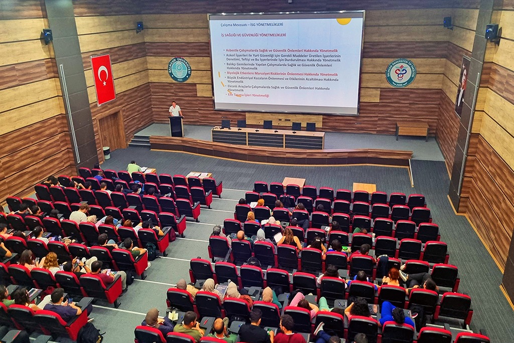 Fakültemiz Dönem-6 (İntörn) Öğrencilerine İş Sağlığı ve Güvenliği Temel Eğitimi verildi 5