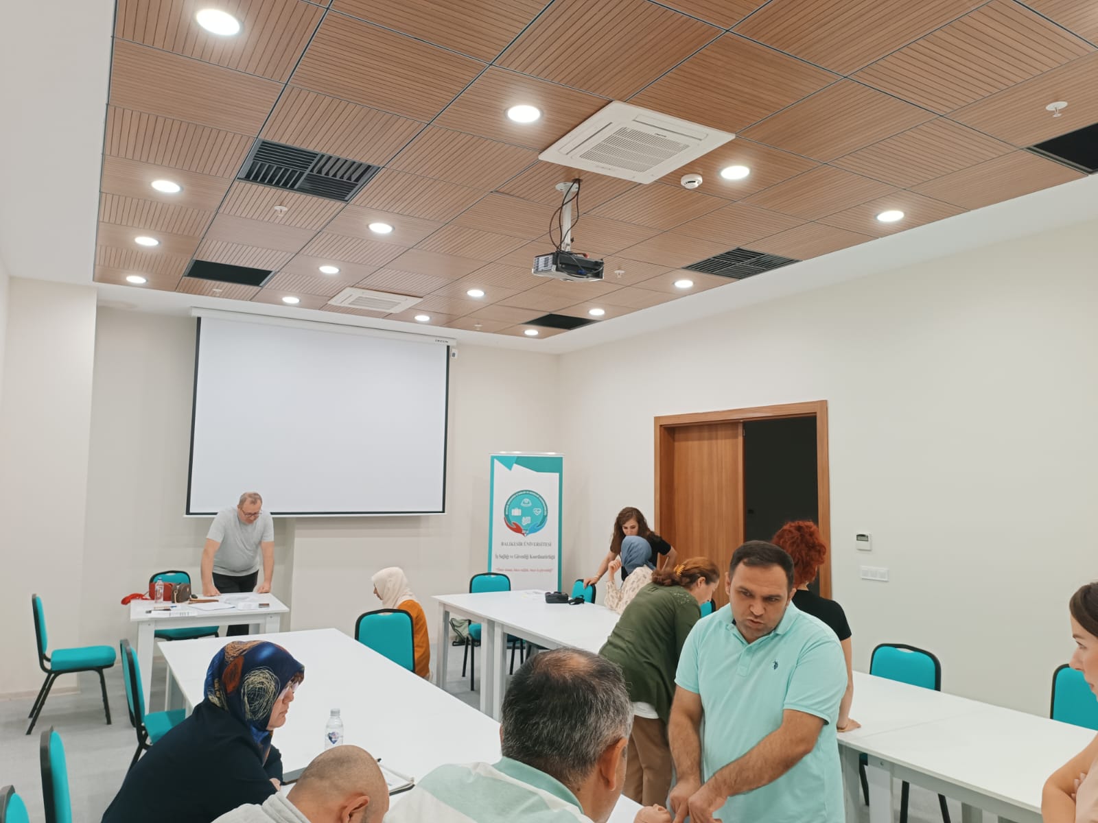 Üniversitemiz Bünyesindeki İlkyardım Ekiplerinin Eğitimi 2