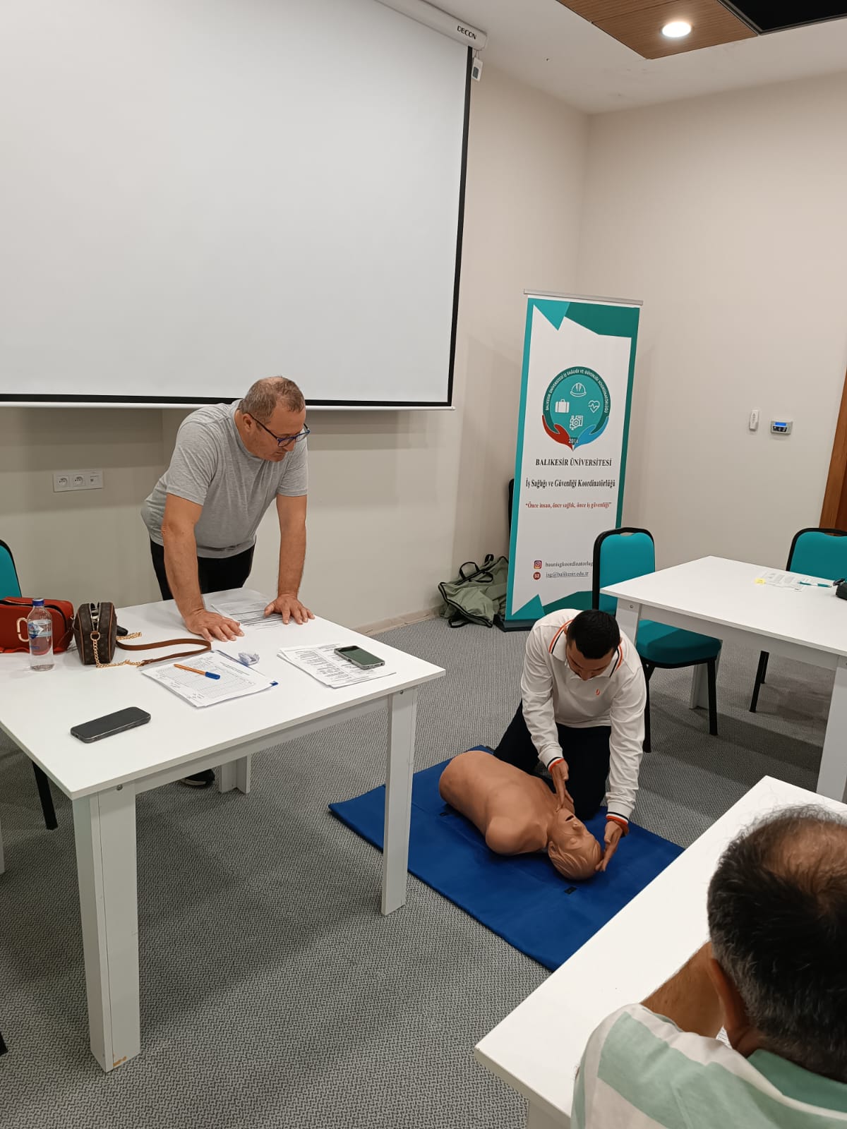 Üniversitemiz Bünyesindeki İlkyardım Ekiplerinin Eğitimi