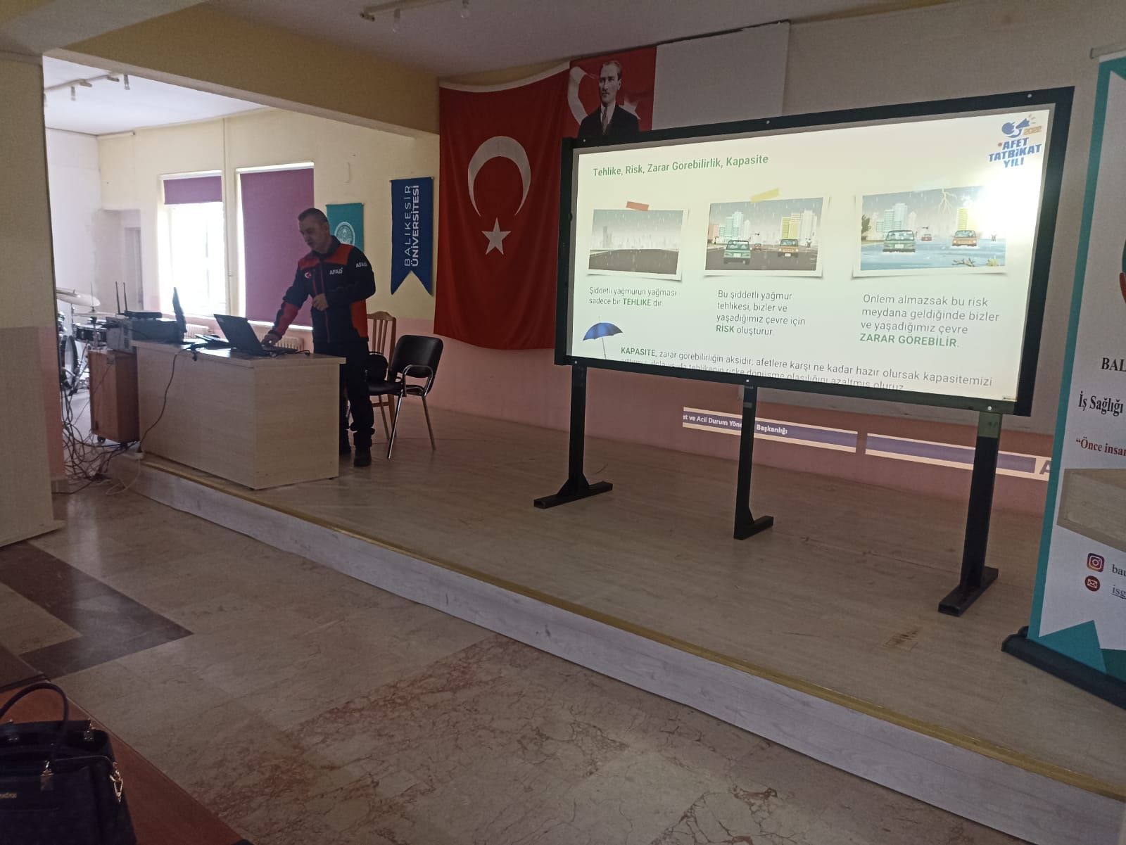 Üniversitemiz Bünyesindeki Körfez Bölgesi Koruma Ekiplerinin ve Kurtarma Ekiplerinin Eğitimi 5