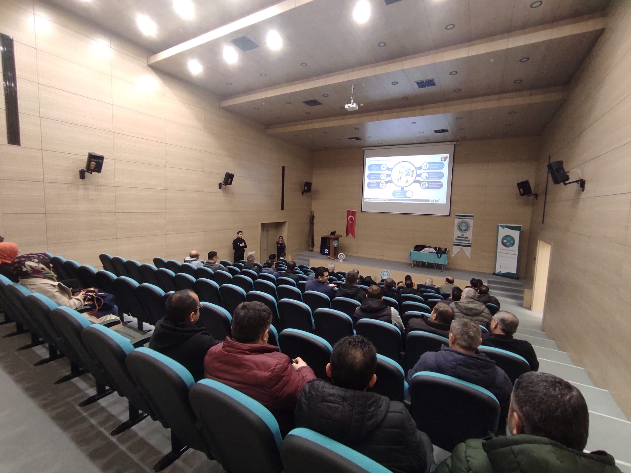 Üniversitemiz Bünyesindeki Koruma Ekiplerinin ve Kurtarma Ekiplerinin Eğitimi 3