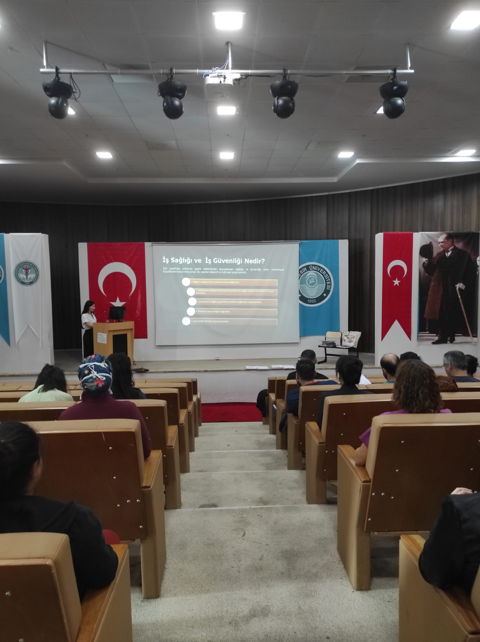 Balıkesir Üniversitesi Eğitim ve Araştırma Hastanesi Personeline Temel İSG Eğitimi 1