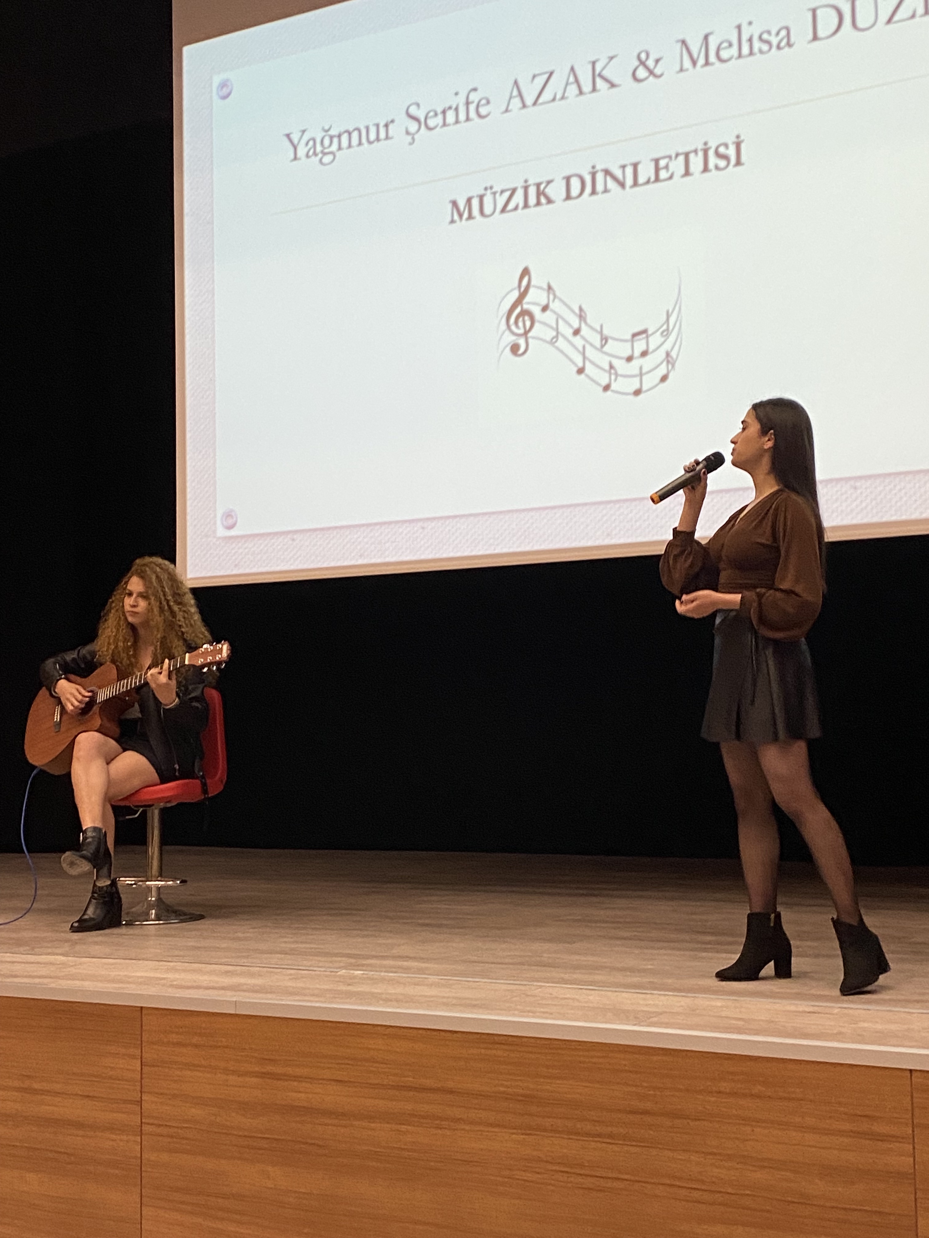  Omurga Sağlığı ve Postür Konferansı  3