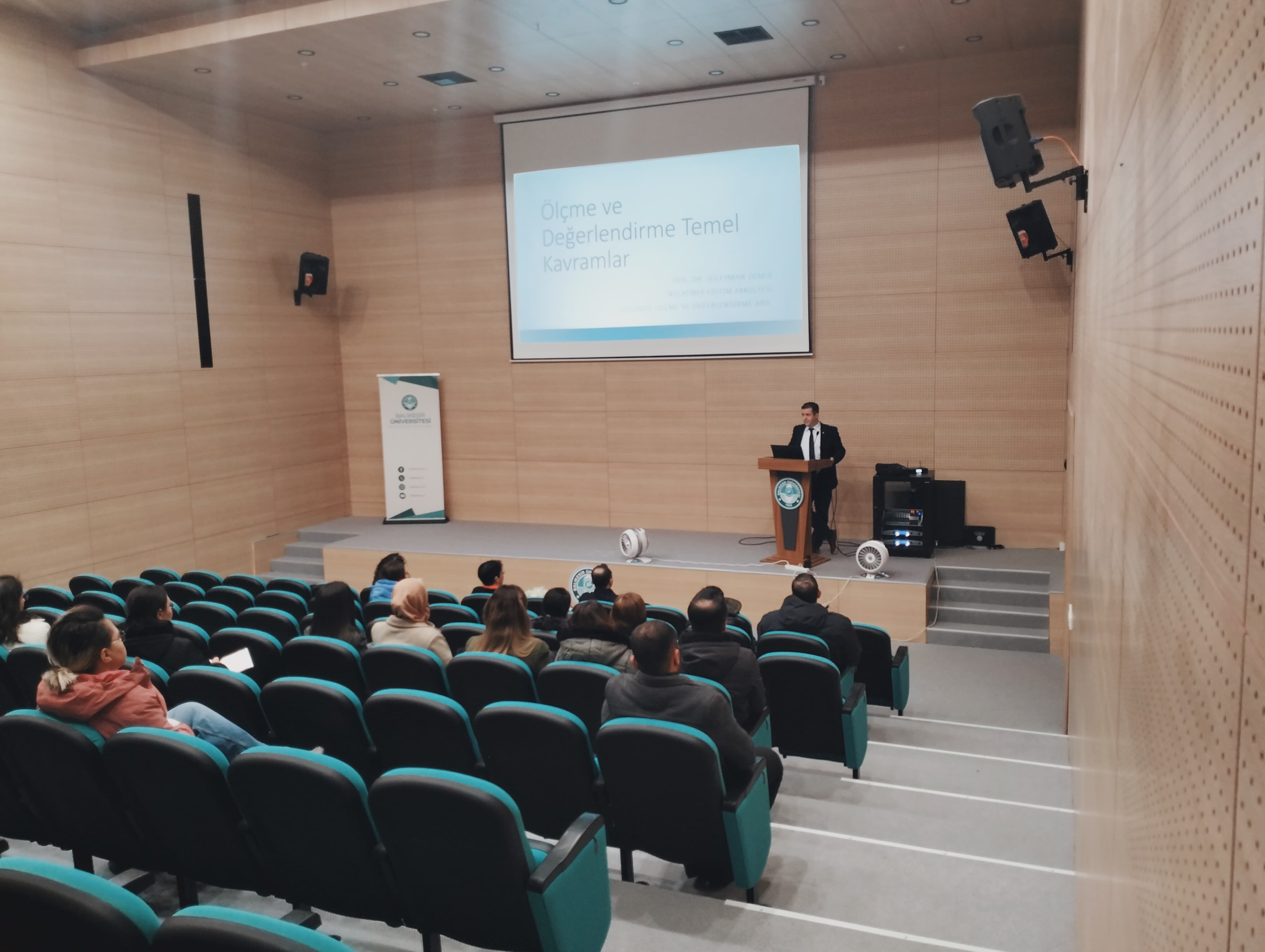 Akademisyenlerimiz Ölçme ve Değerlendirme Eğitimini Tamamladı