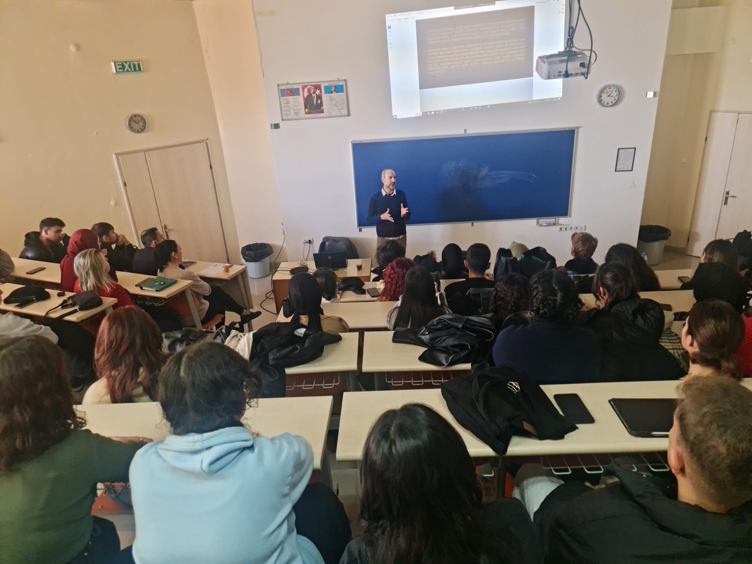 Tasarım Bölümü Grafik Tasarımda Disiplinler Arası Yaklaşım Semineri 3